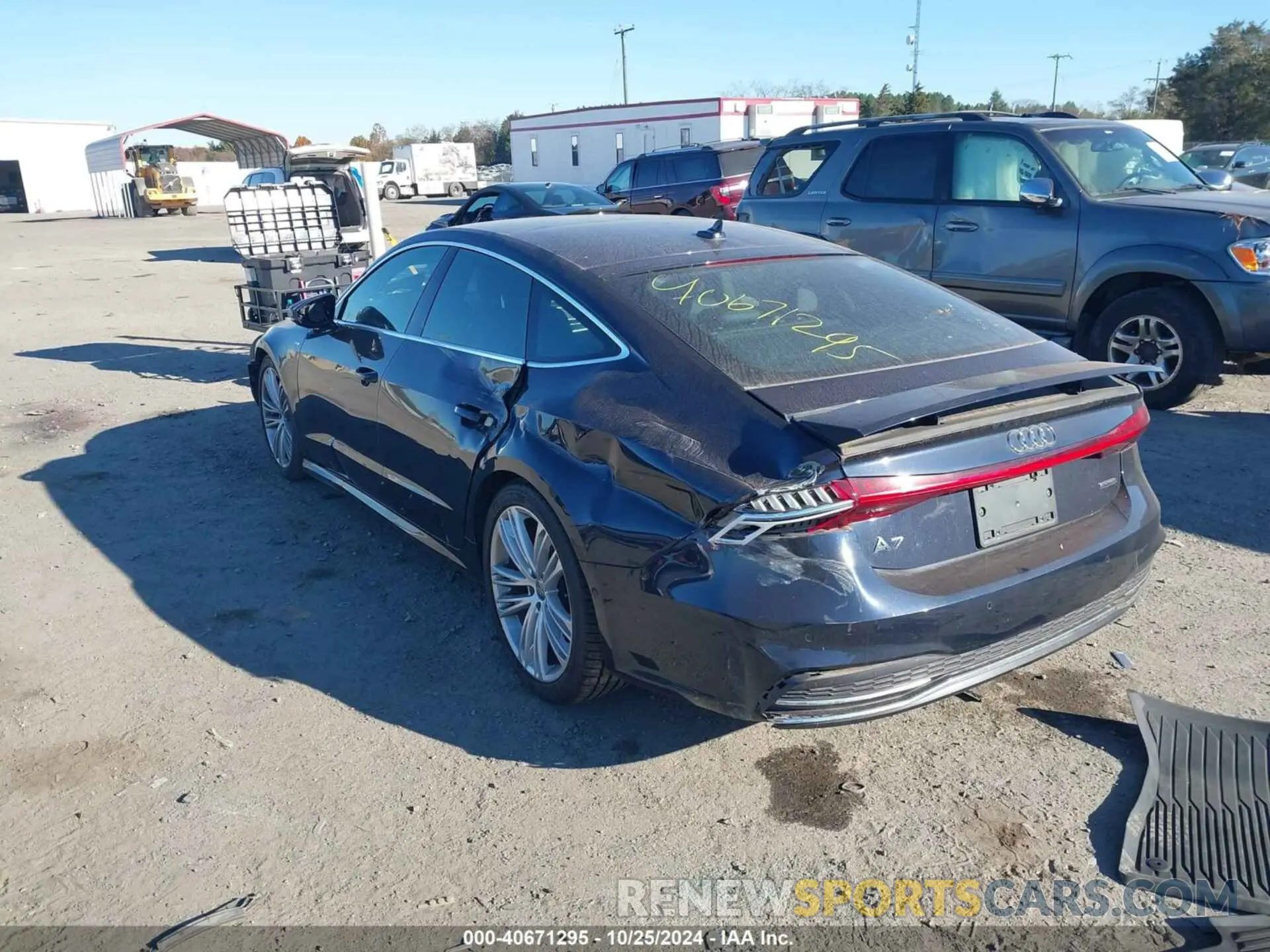3 Photograph of a damaged car WAUU2AF25KN041379 AUDI A7 2019