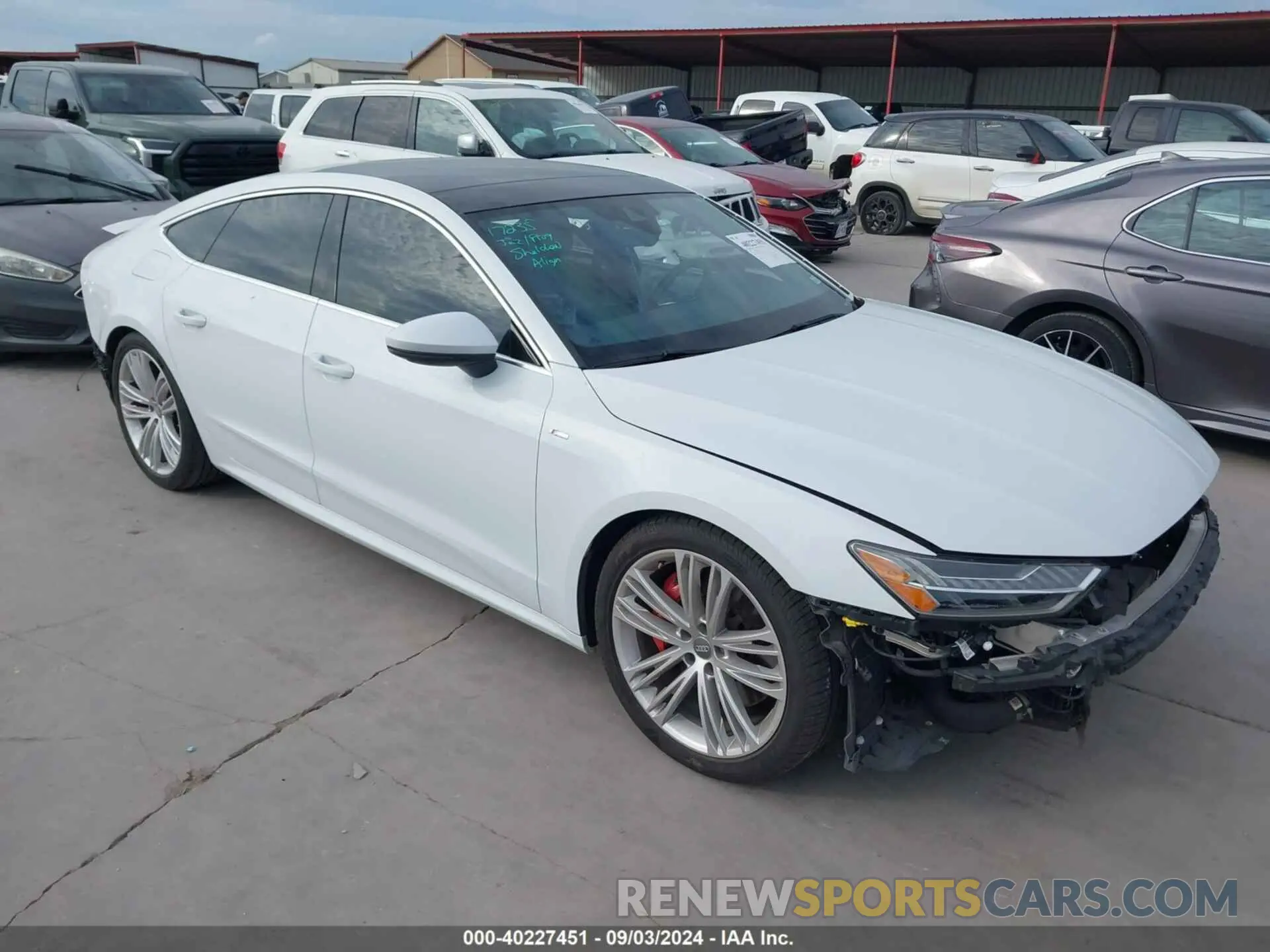 1 Photograph of a damaged car WAUU2AF25KN070493 AUDI A7 2019