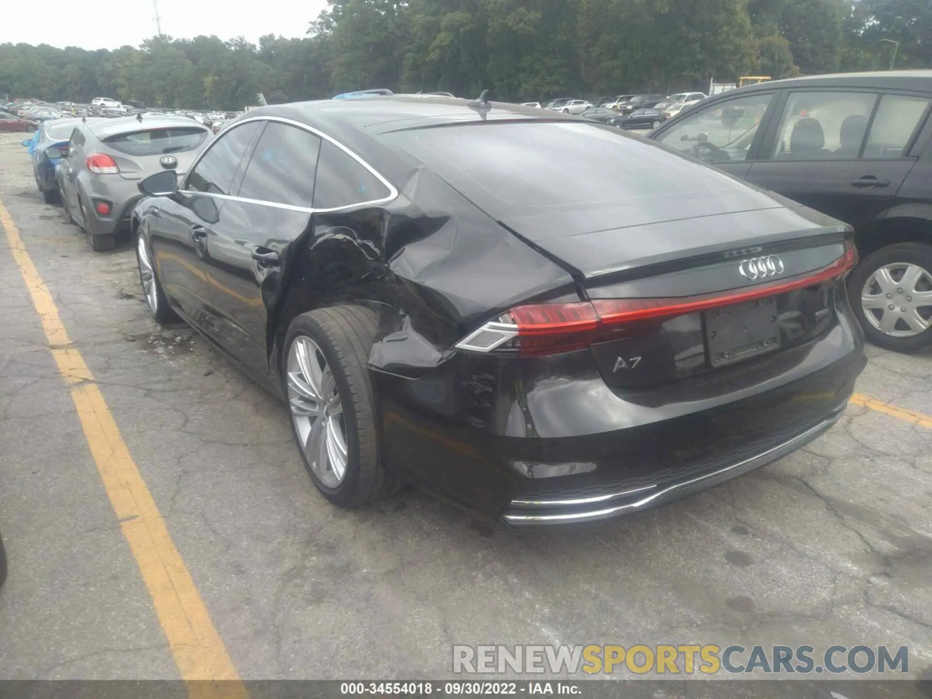 3 Photograph of a damaged car WAUU2AF26KN101427 AUDI A7 2019