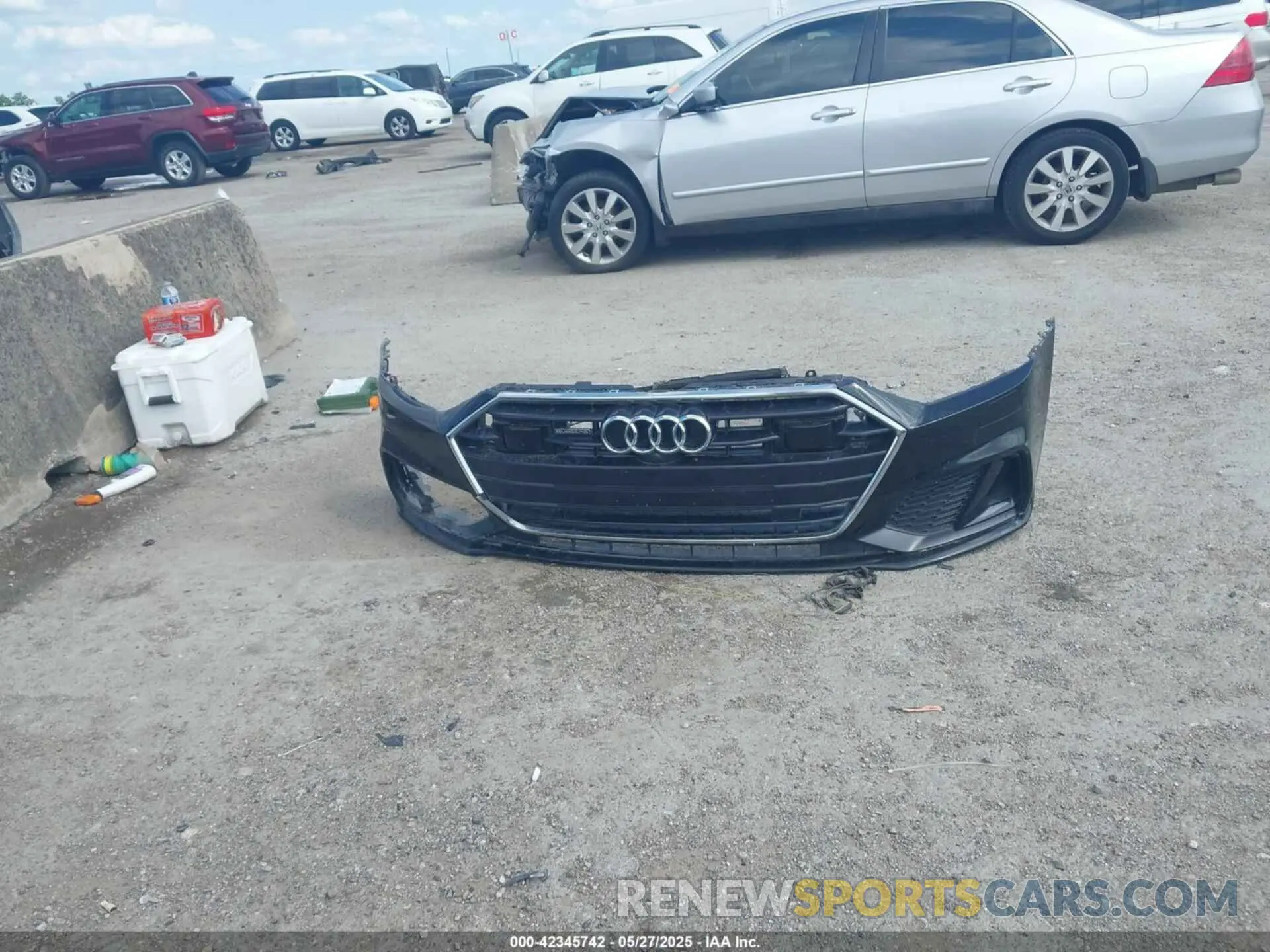12 Photograph of a damaged car WAUU2AF2XKN026683 AUDI A7 2019