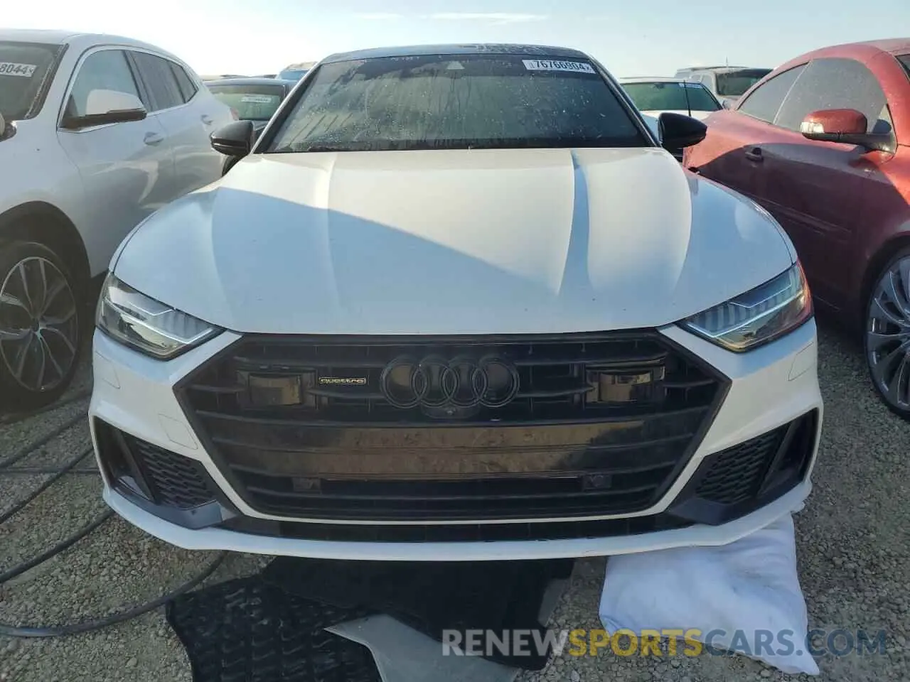 5 Photograph of a damaged car WAUV2AF21KN122433 AUDI A7 2019