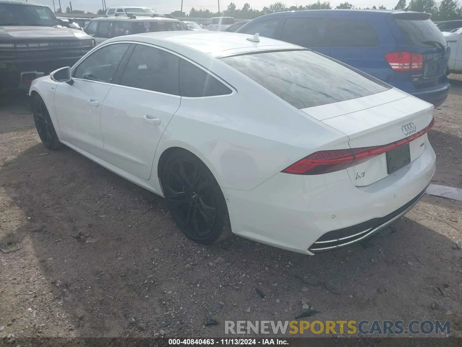 3 Photograph of a damaged car WAUV2AF22KN101994 AUDI A7 2019