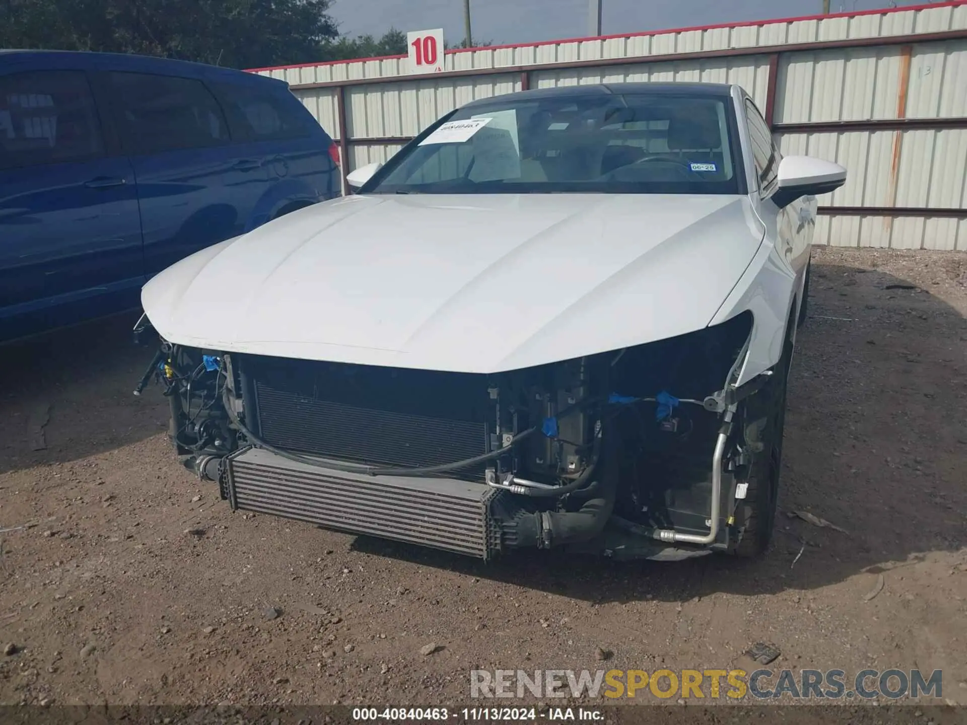 6 Photograph of a damaged car WAUV2AF22KN101994 AUDI A7 2019