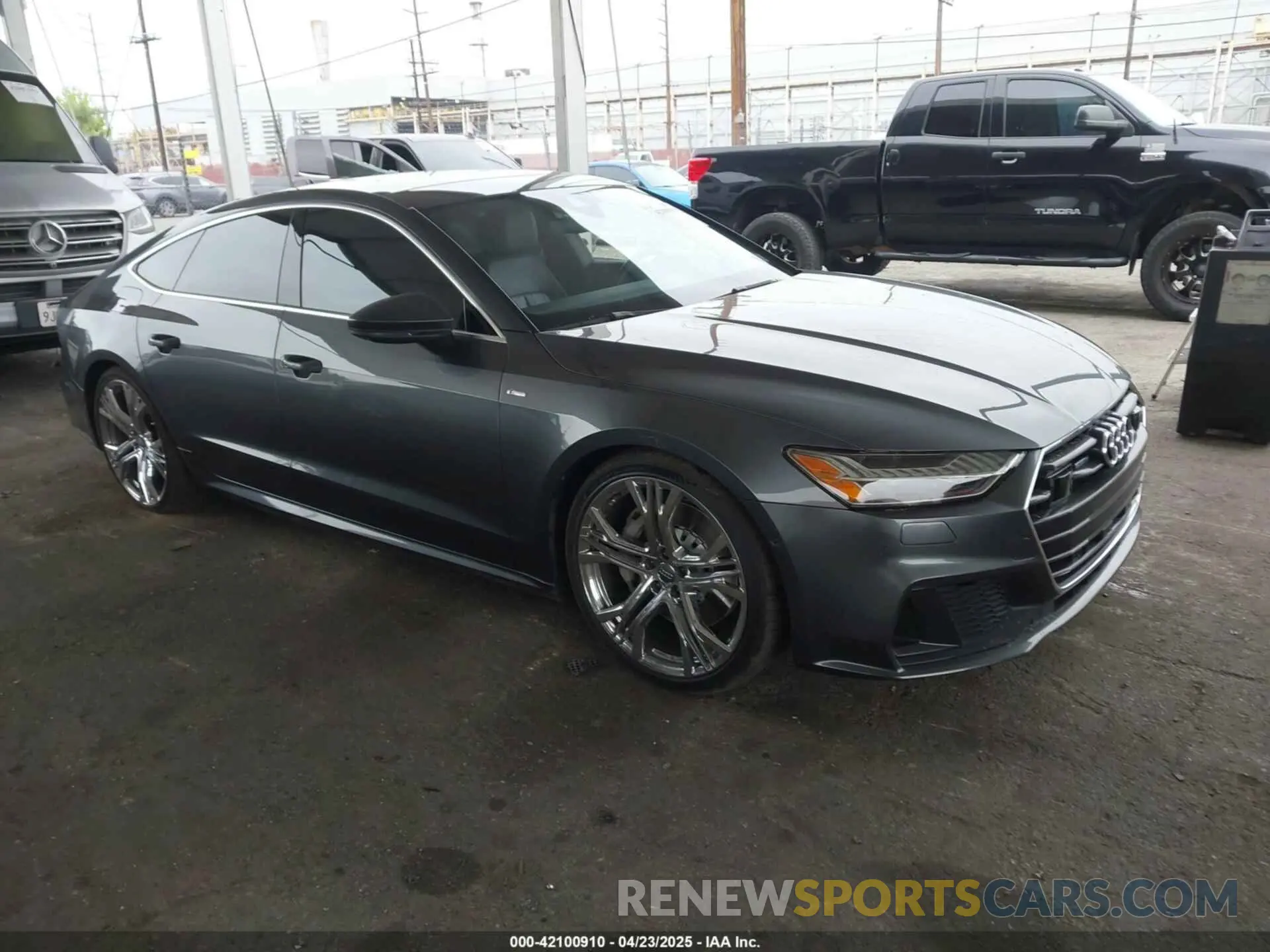 1 Photograph of a damaged car WAUV2AF25KN022867 AUDI A7 2019