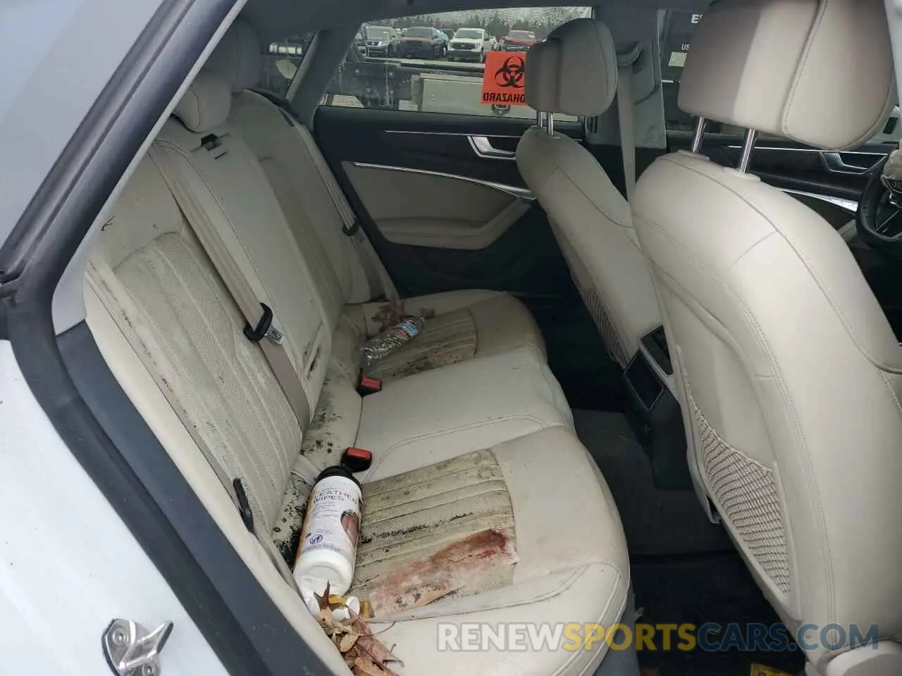 10 Photograph of a damaged car WAUV2AF25KN080039 AUDI A7 2019