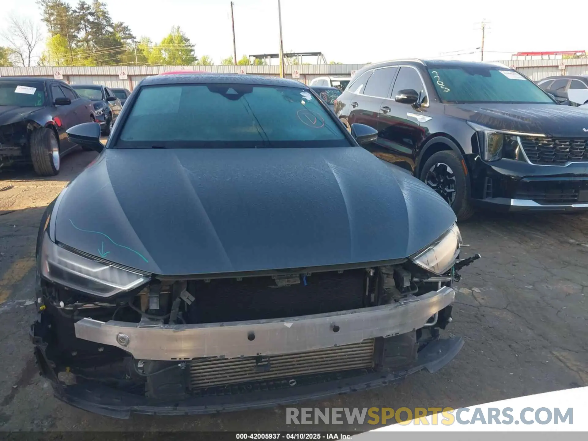 12 Photograph of a damaged car WAUV2AF25KN108812 AUDI A7 2019