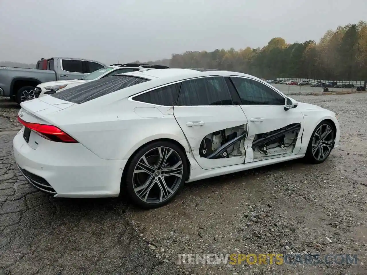 3 Photograph of a damaged car WAUV2BF20KN113714 AUDI A7 2019