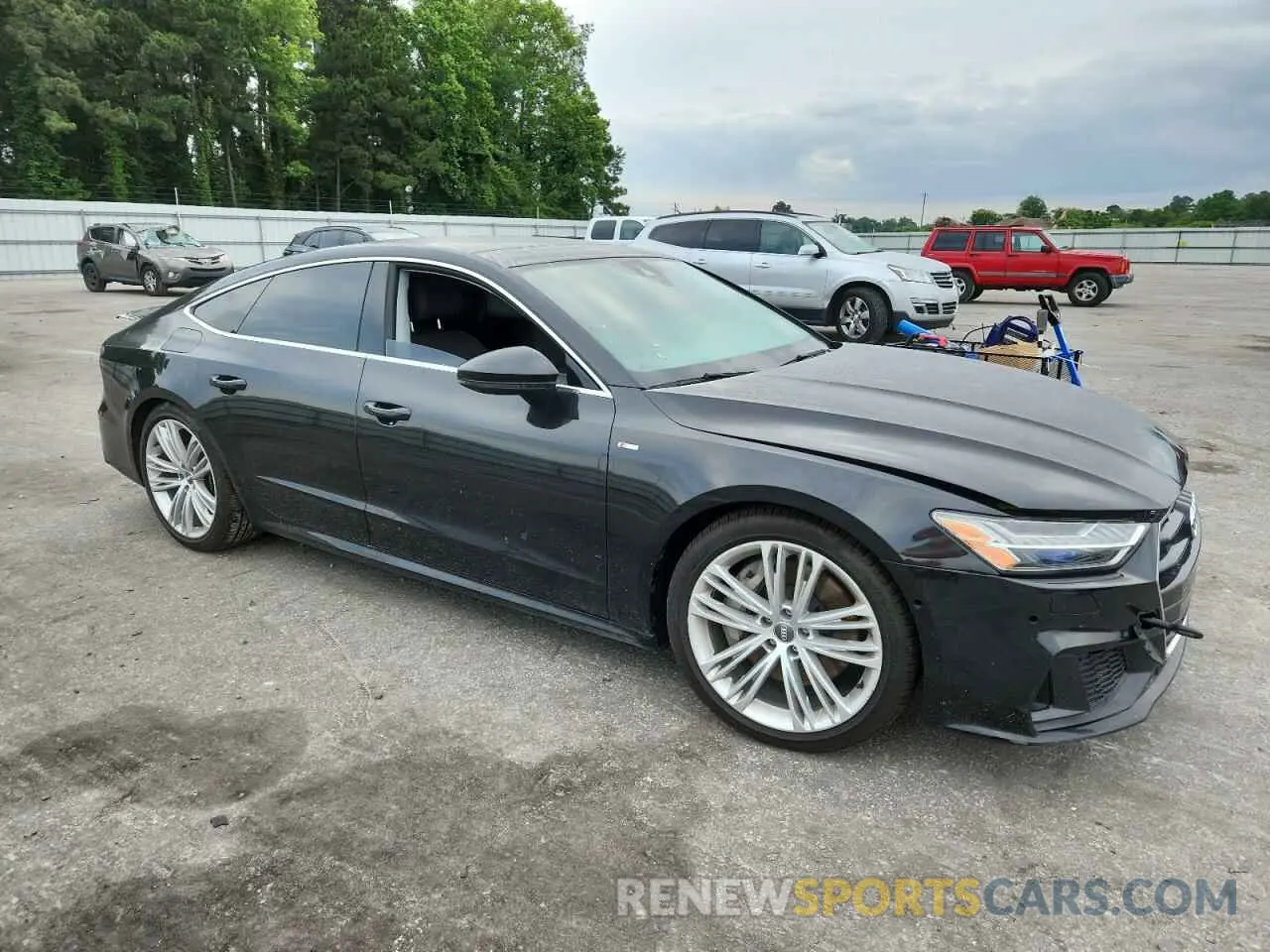 4 Photograph of a damaged car WAUV2BF26KN076166 AUDI A7 2019
