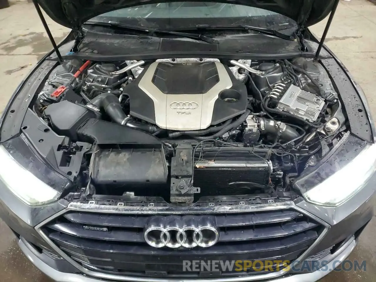 11 Photograph of a damaged car WAUU2AF26LN002124 AUDI A7 2020