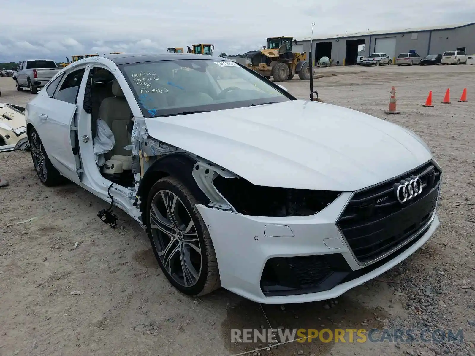 1 Photograph of a damaged car WAUV2AF27LN089715 AUDI A7 2020