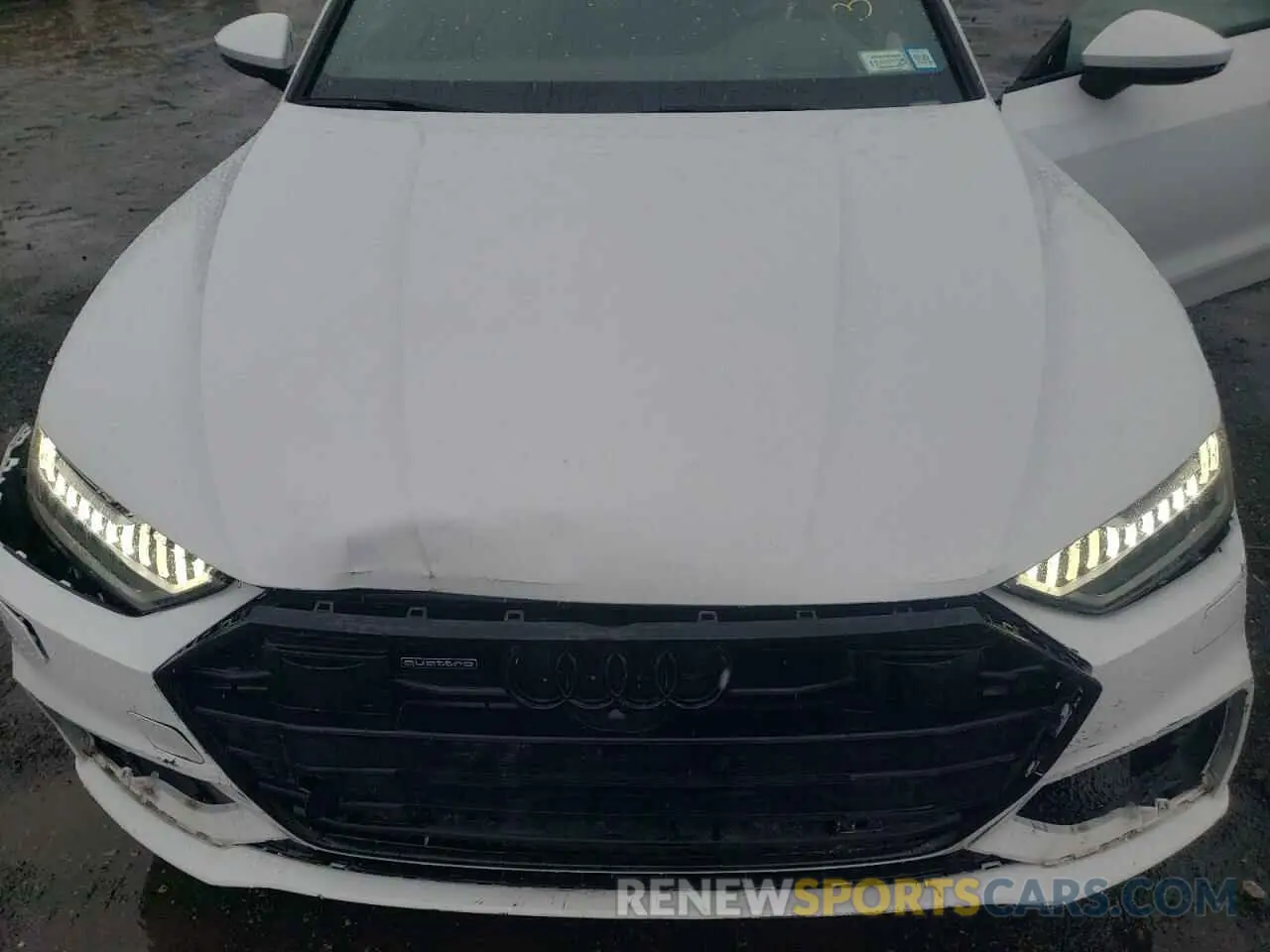 11 Photograph of a damaged car WAUVPBF29MN039021 AUDI A7 2021