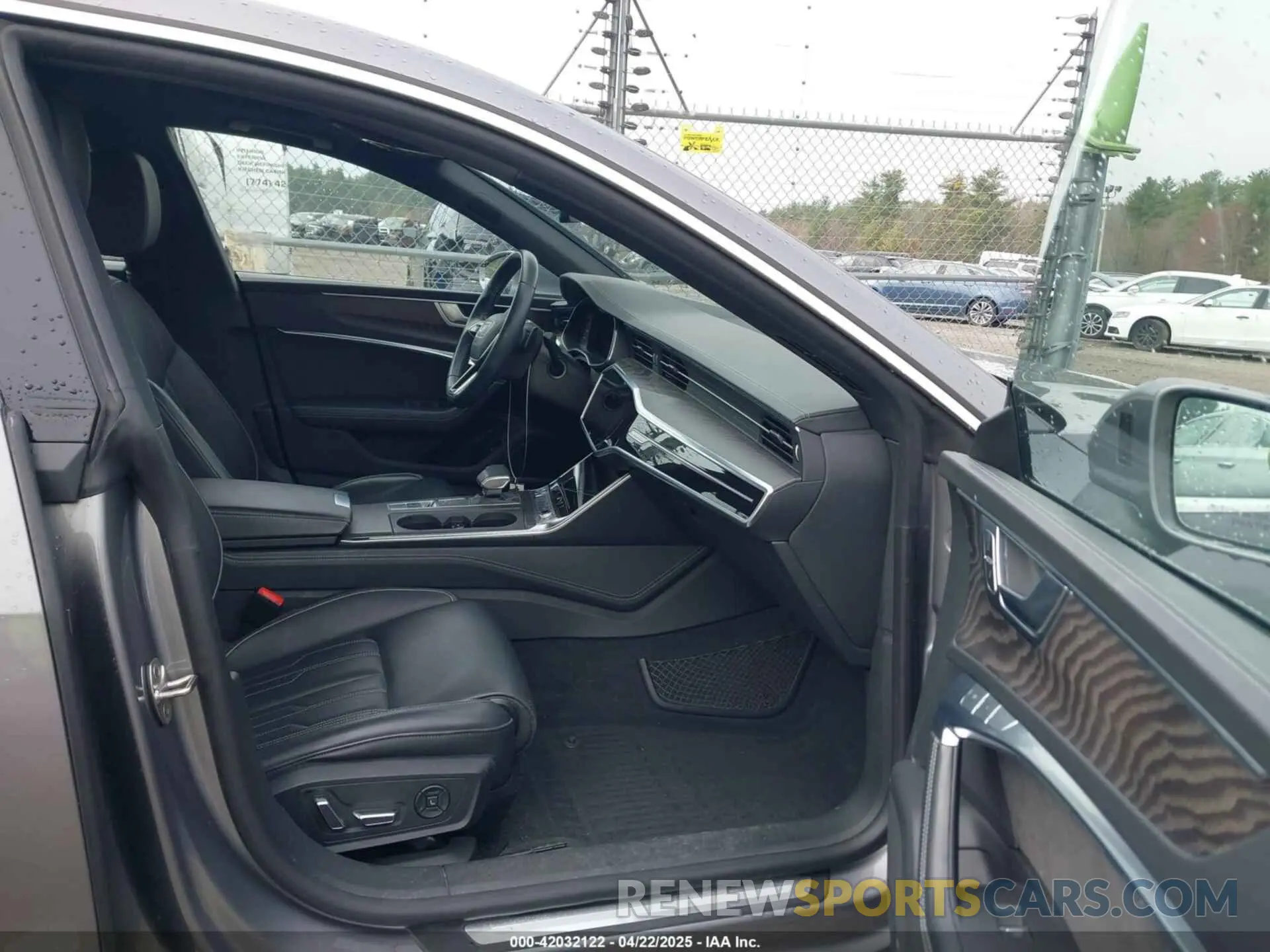 5 Photograph of a damaged car WAUS2AF20LN030444 AUDI A7 SPORTBACK 2020