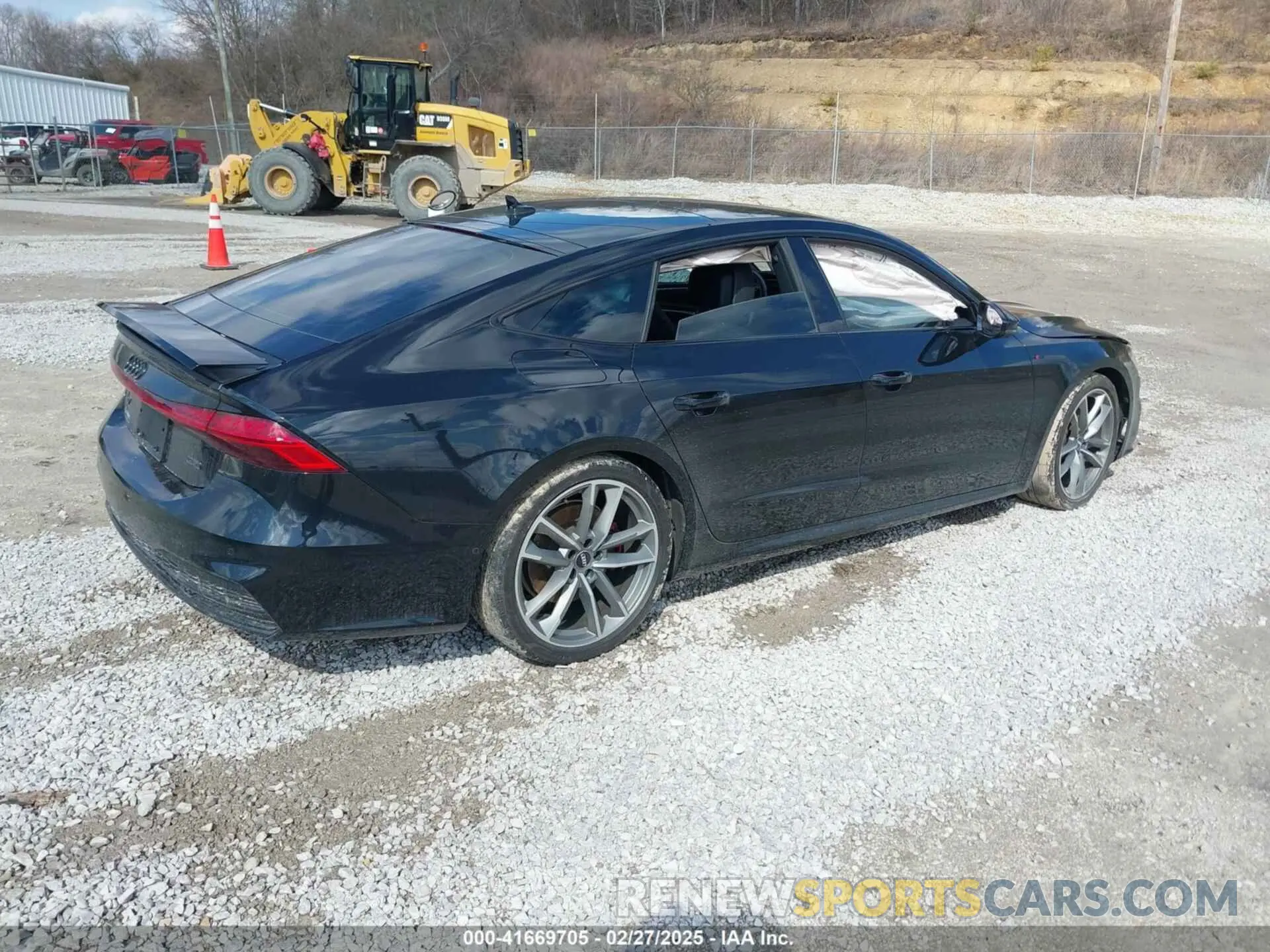 4 Photograph of a damaged car WAUV2AF27LN002346 AUDI A7 SPORTBACK 2020