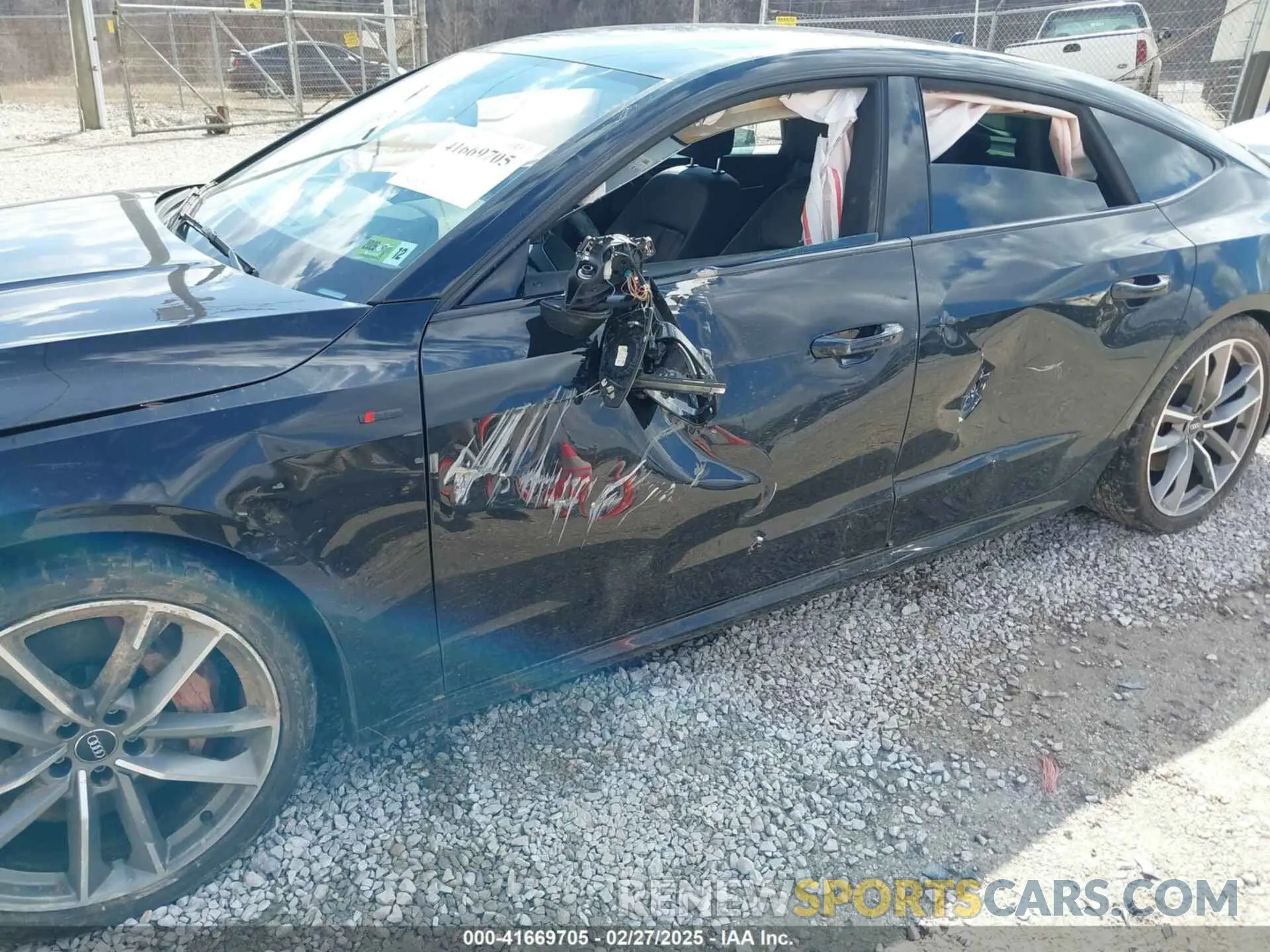 6 Photograph of a damaged car WAUV2AF27LN002346 AUDI A7 SPORTBACK 2020