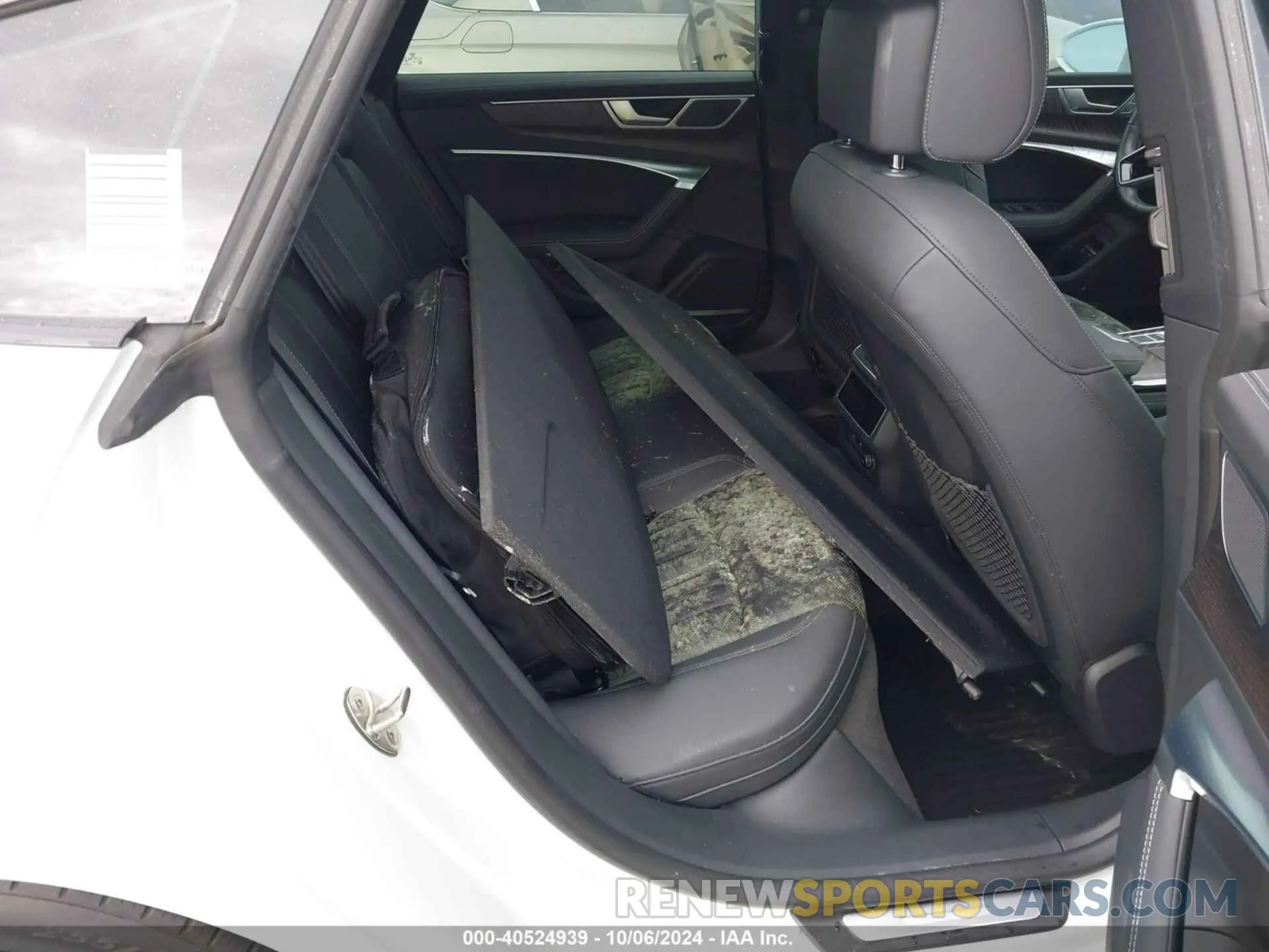 8 Photograph of a damaged car WAUTPBF26MN083100 AUDI A7 SPORTBACK 2021