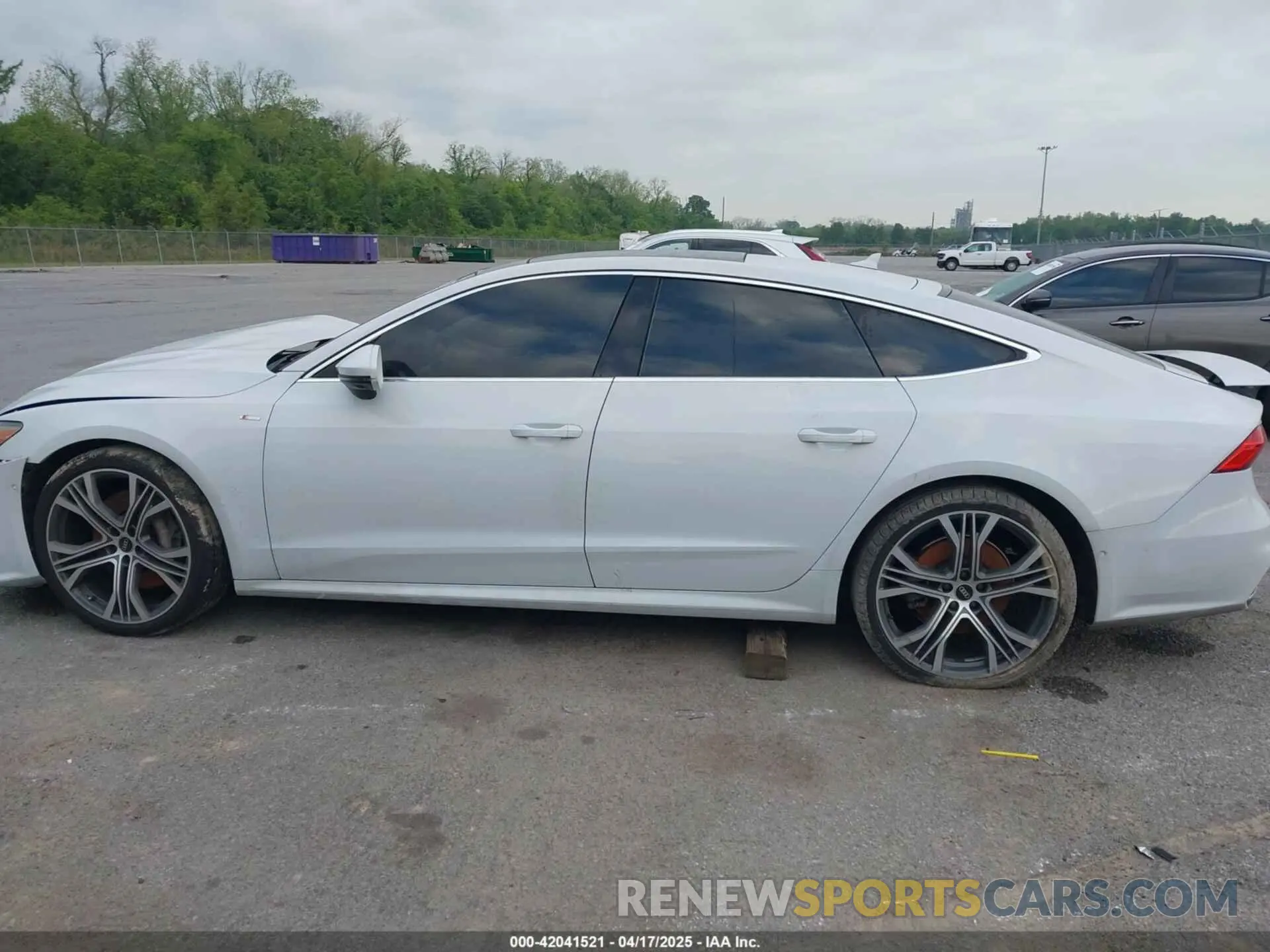 14 Photograph of a damaged car WAUV2AF2XMN023175 AUDI A7 SPORTBACK 2021