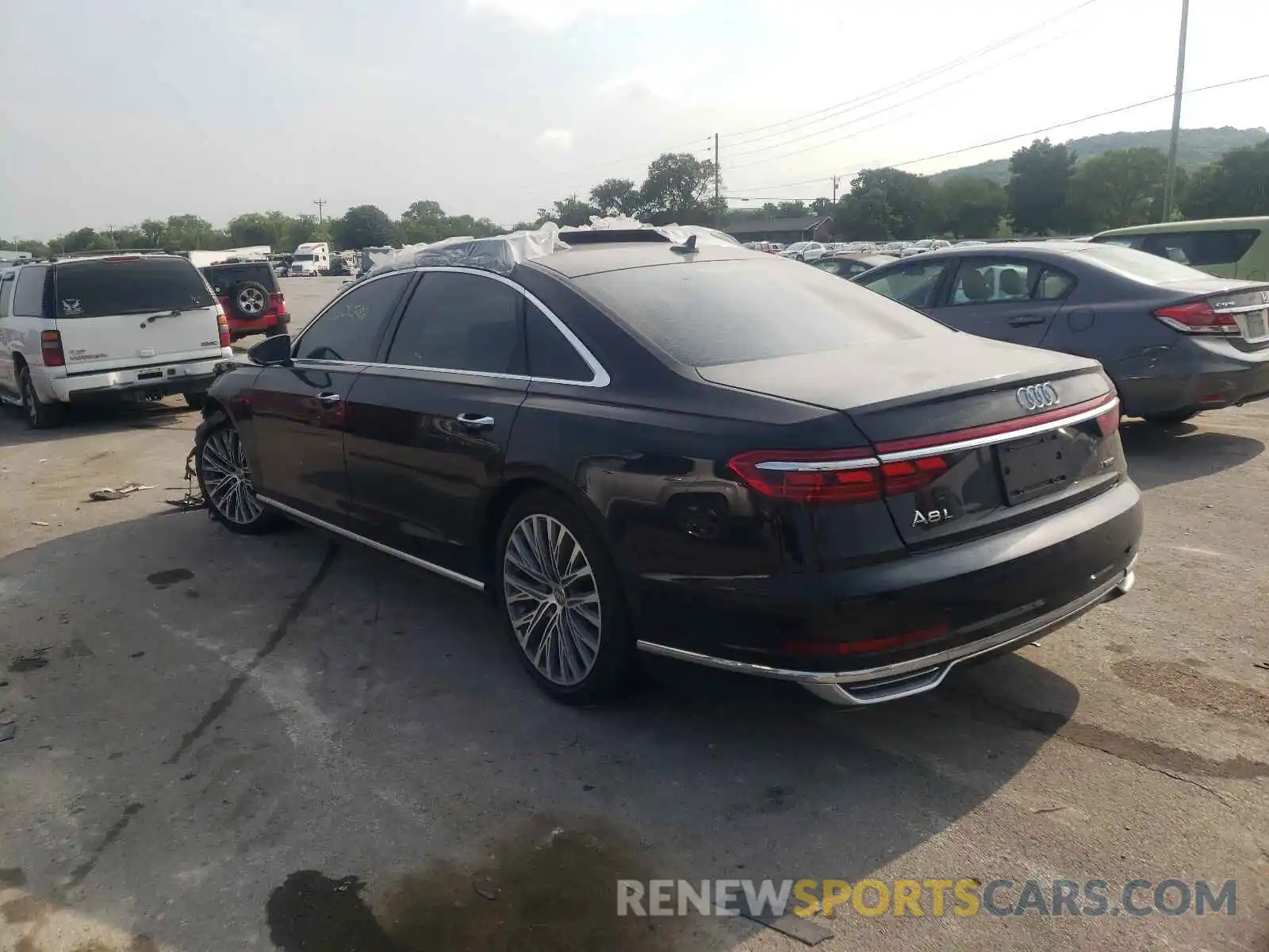 3 Photograph of a damaged car WAU8DAF82KN011367 AUDI A8 2019