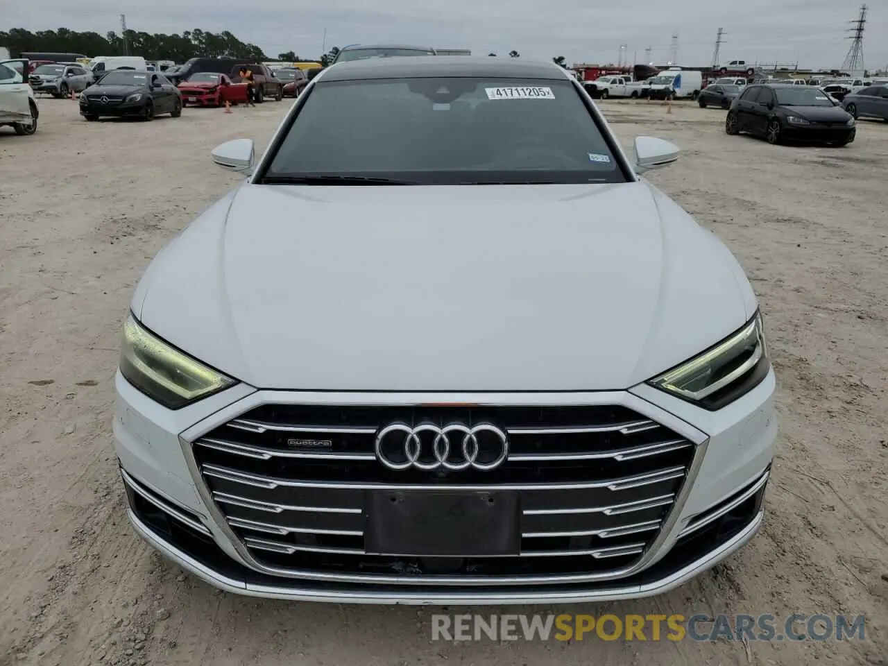 5 Photograph of a damaged car WAU8DAF82KN014043 AUDI A8 2019