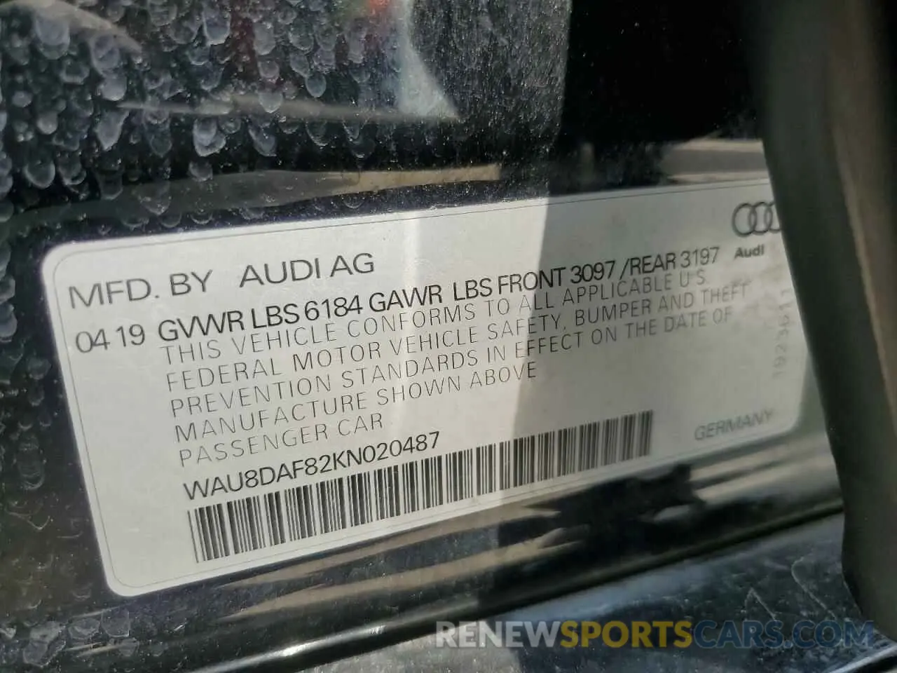 12 Photograph of a damaged car WAU8DAF82KN020487 AUDI A8 2019