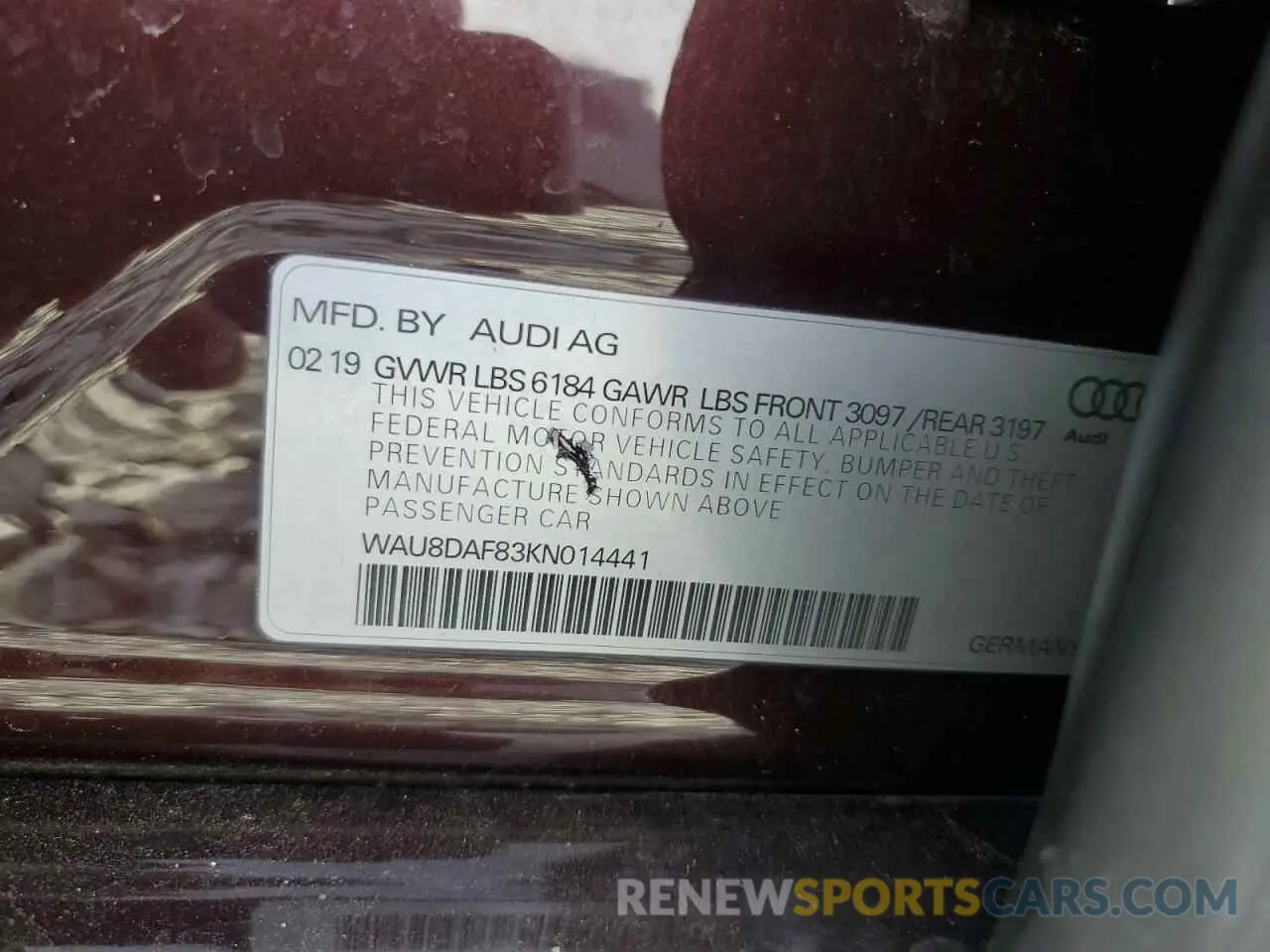 12 Photograph of a damaged car WAU8DAF83KN014441 AUDI A8 2019