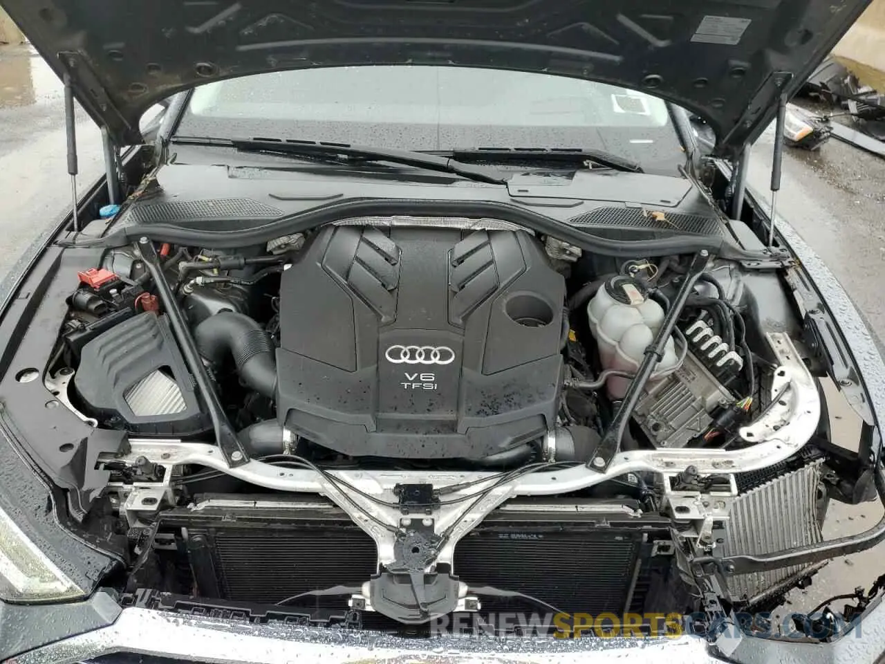 11 Photograph of a damaged car WAU8DAF83KN018621 AUDI A8 2019