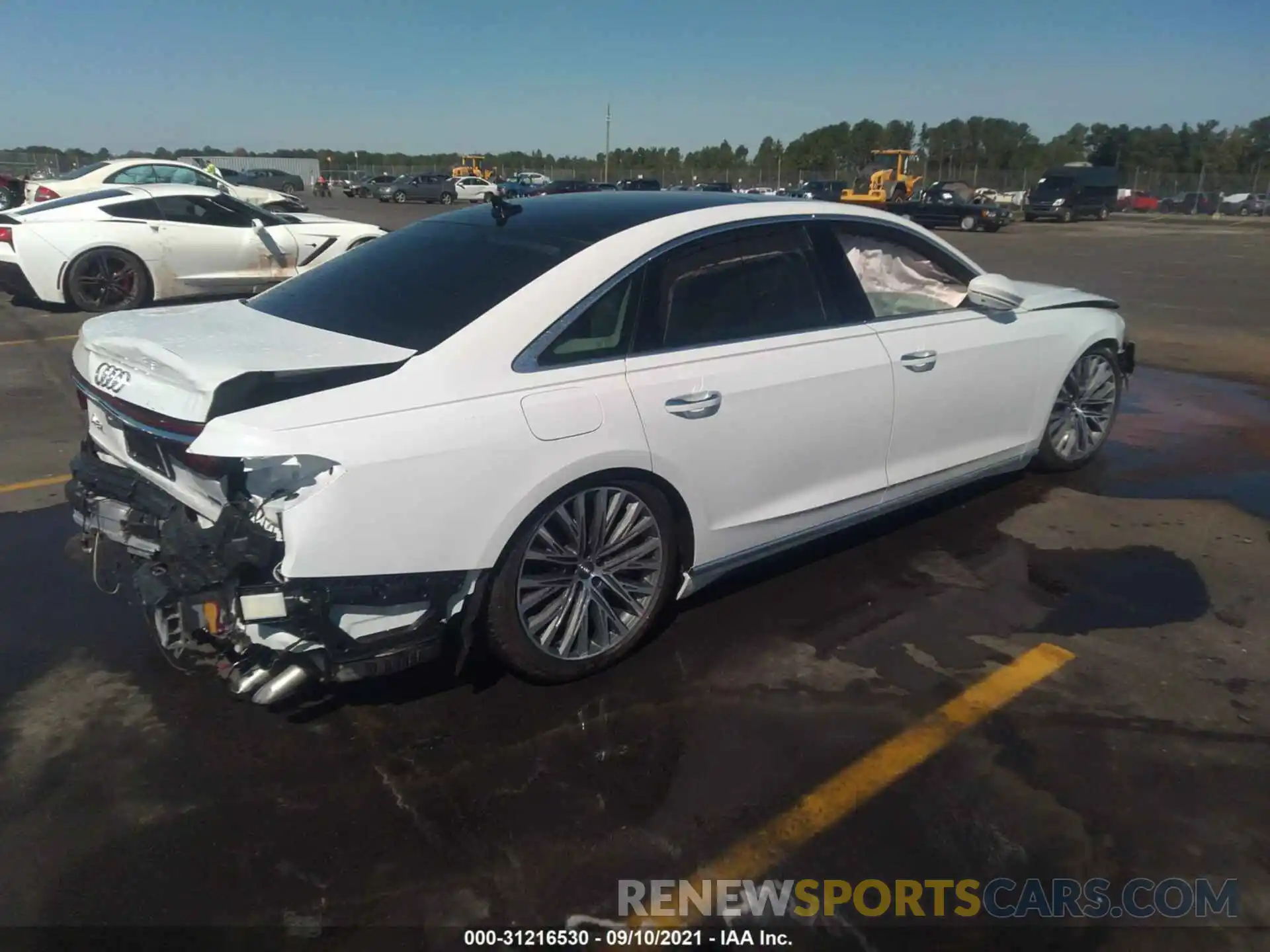 4 Photograph of a damaged car WAU8DAF84KN003917 AUDI A8 2019