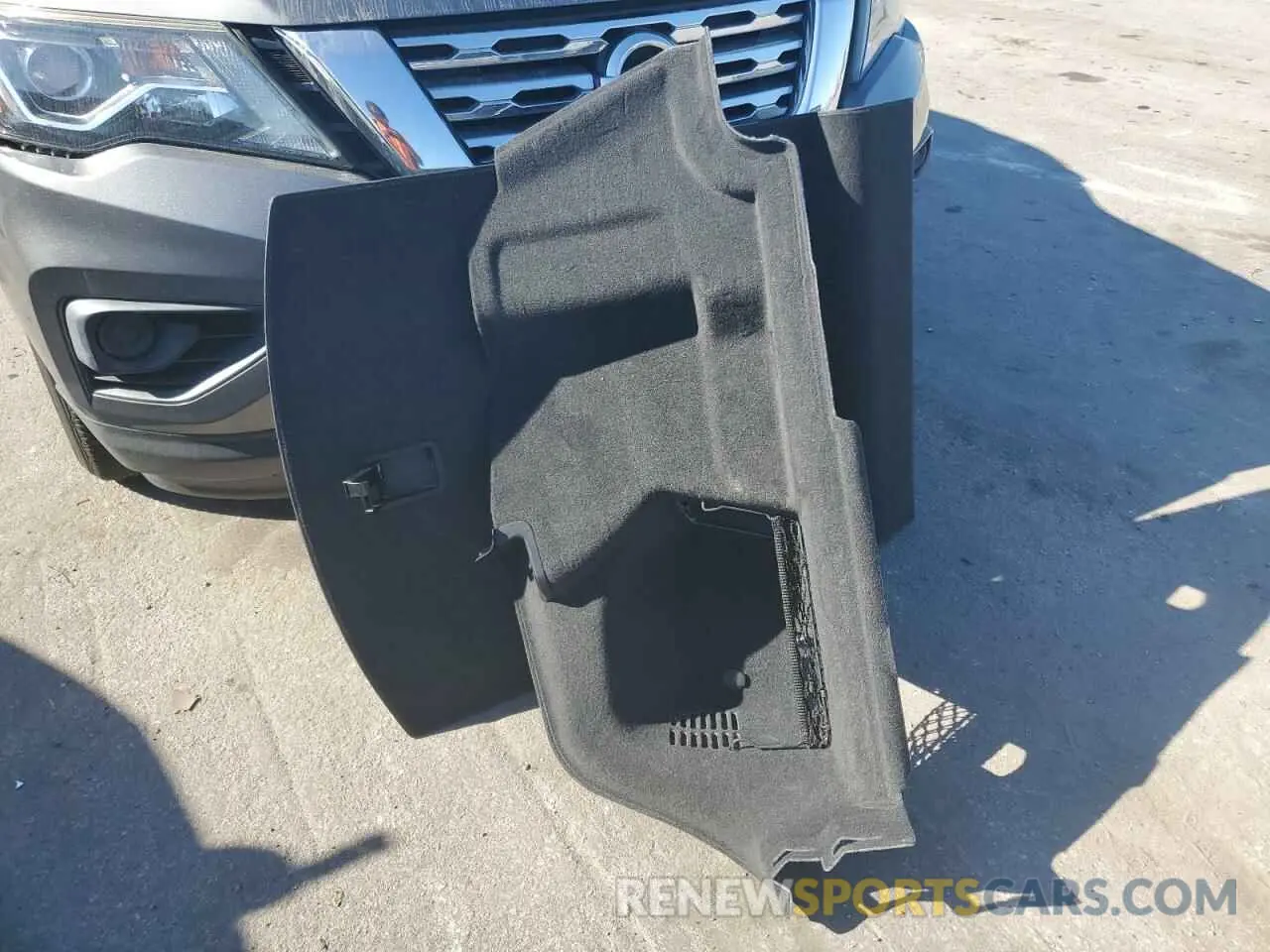 12 Photograph of a damaged car WAU8DAF84KN005036 AUDI A8 2019