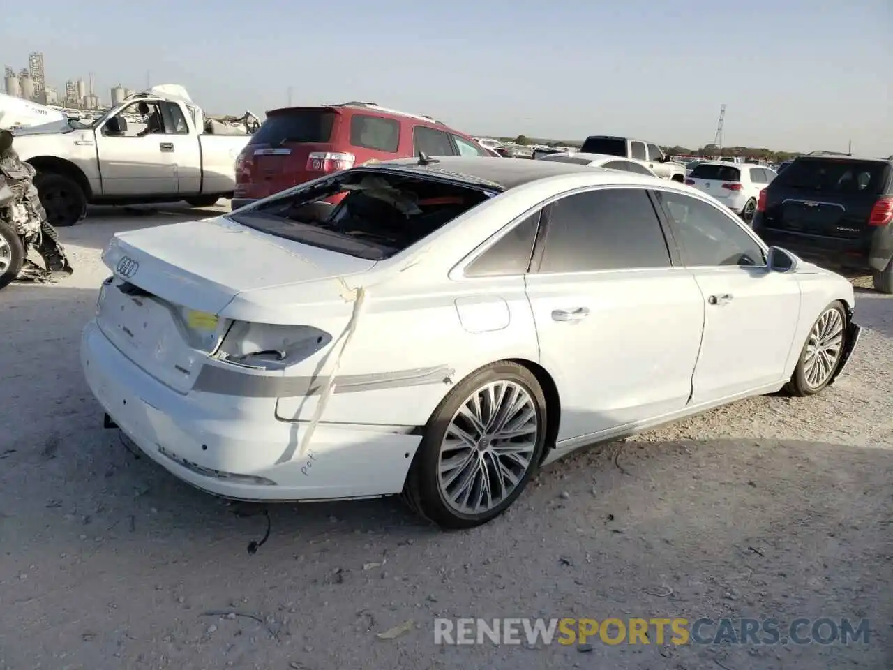 4 Photograph of a damaged car WAU8DAF84KN006364 AUDI A8 2019