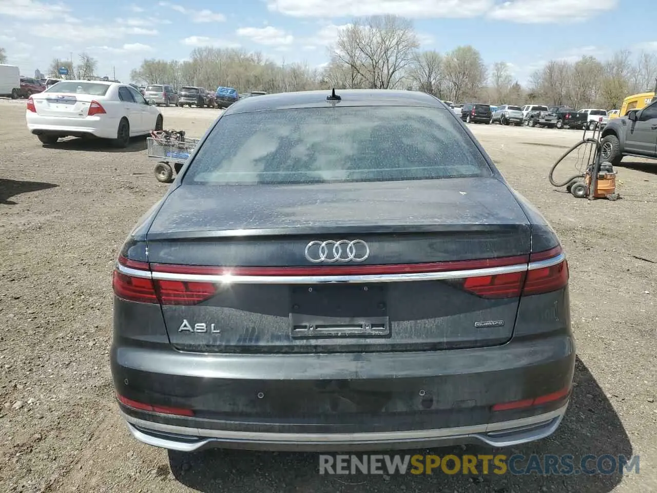 6 Photograph of a damaged car WAU8DAF85KN008608 AUDI A8 2019