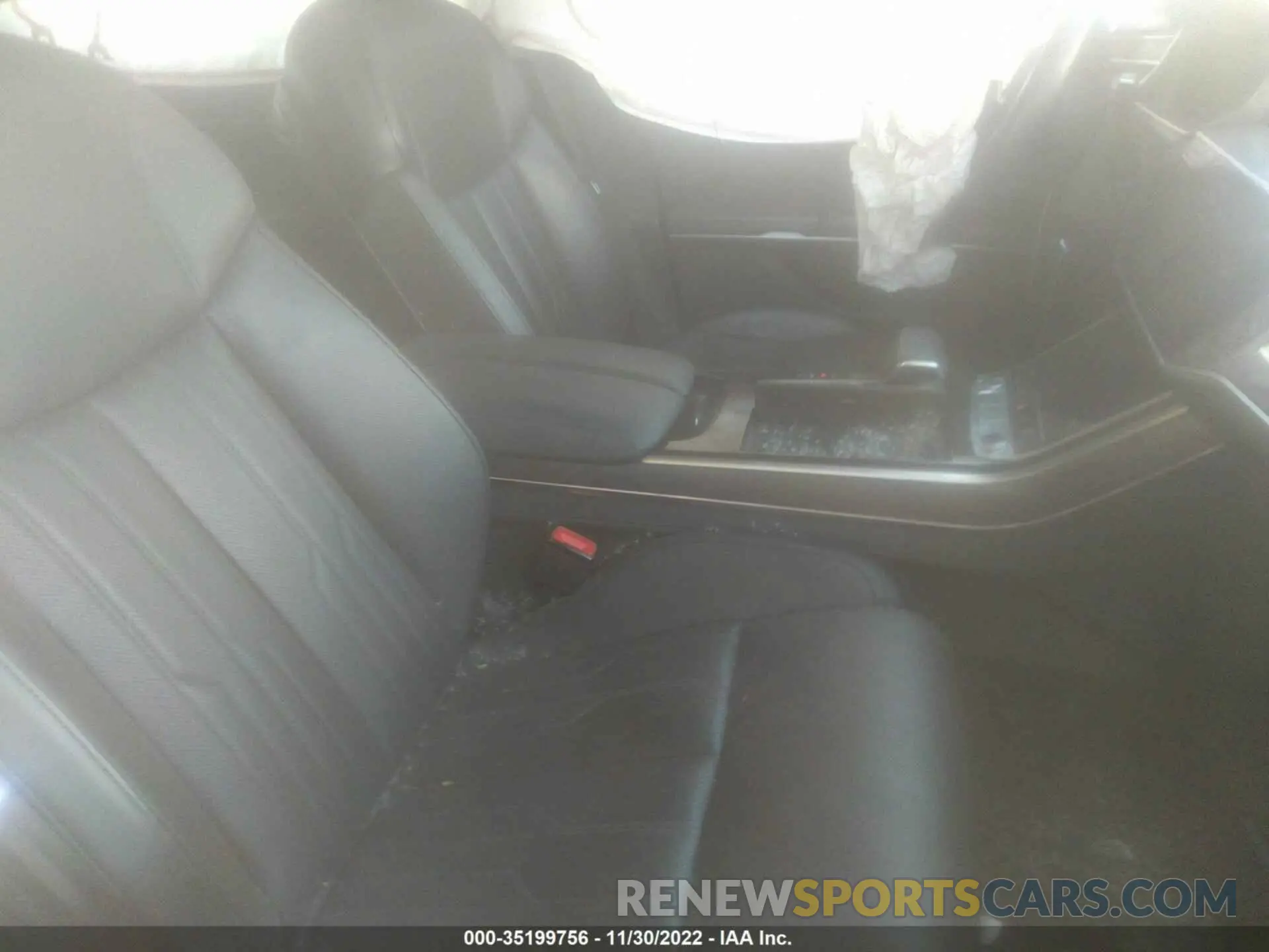 5 Photograph of a damaged car WAU8DAF85KN009211 AUDI A8 2019
