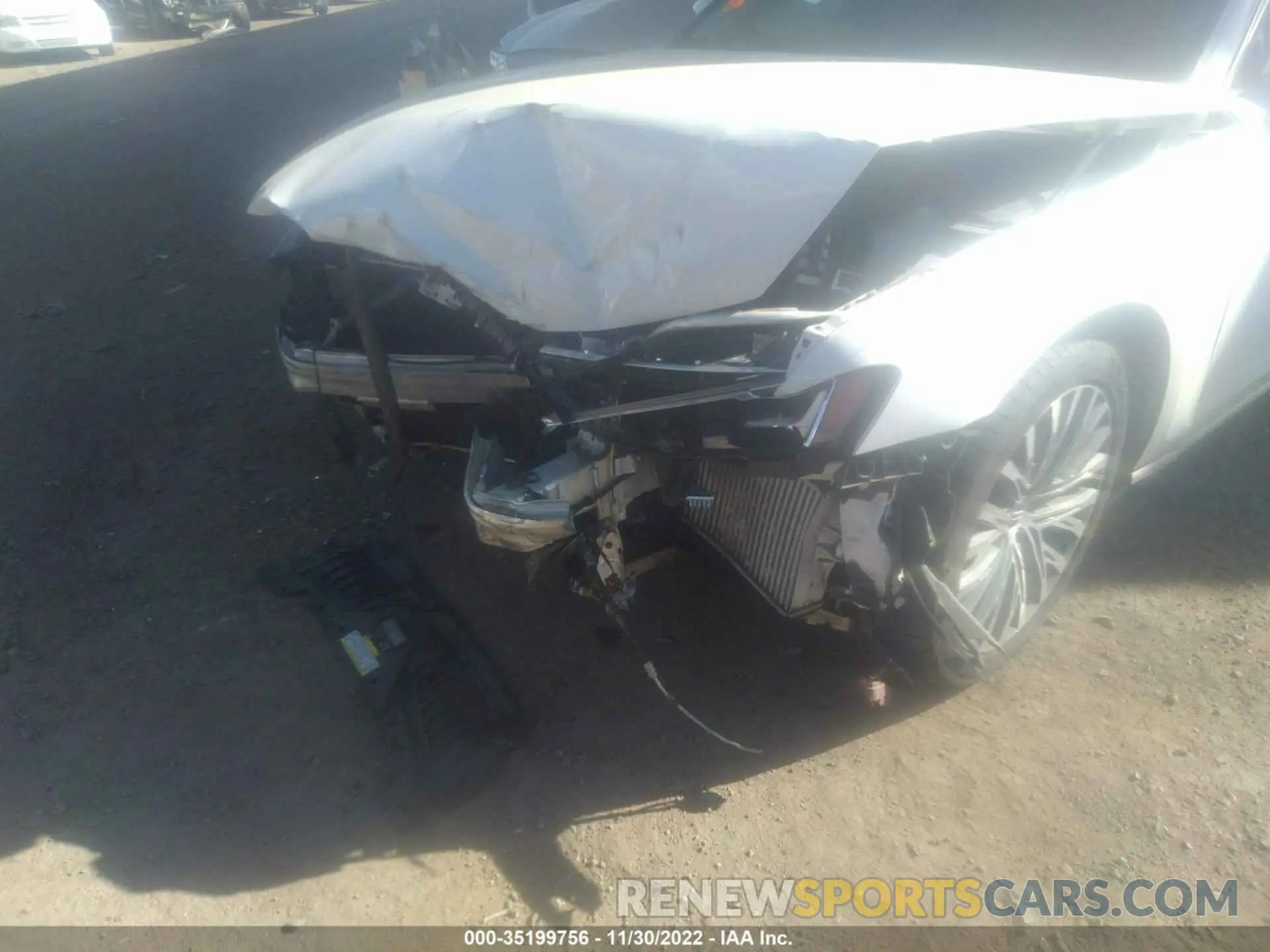 6 Photograph of a damaged car WAU8DAF85KN009211 AUDI A8 2019