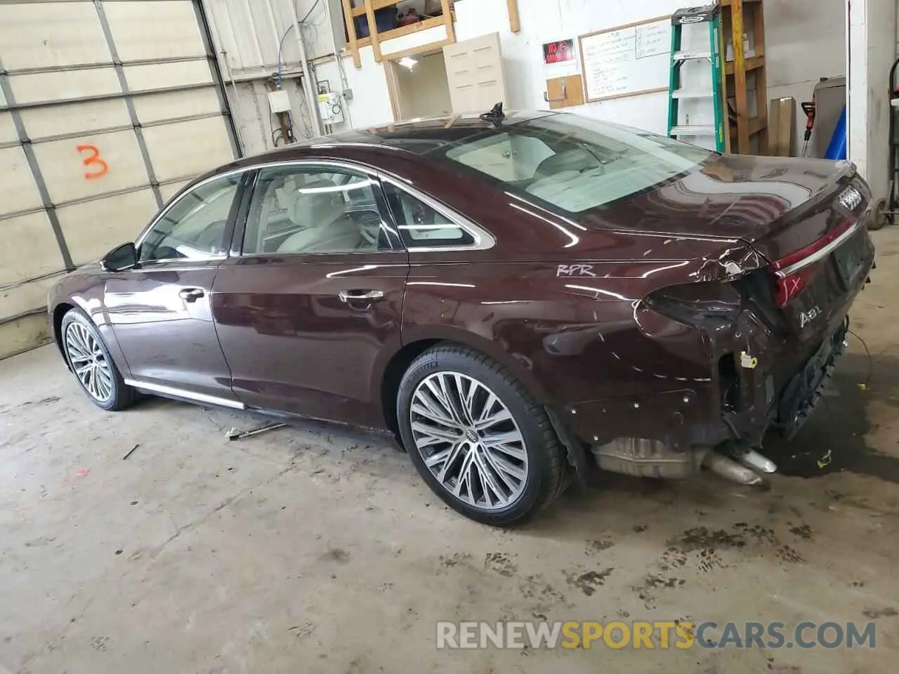 2 Photograph of a damaged car WAU8DAF85KN019978 AUDI A8 2019