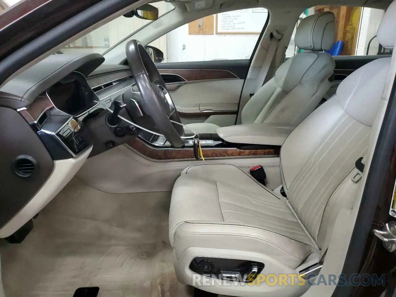 7 Photograph of a damaged car WAU8DAF85KN019978 AUDI A8 2019