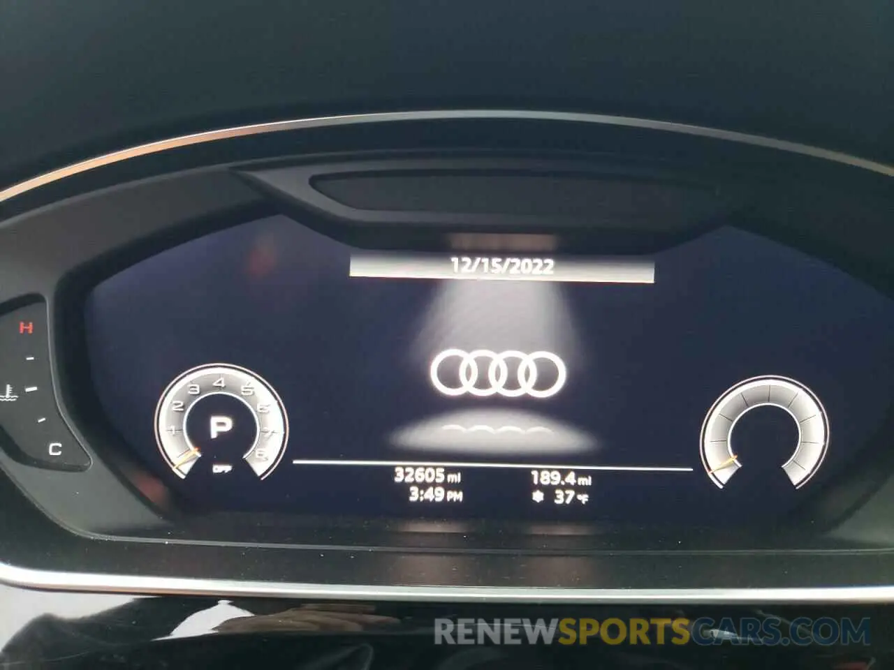 9 Photograph of a damaged car WAU8DAF86KN002476 AUDI A8 2019