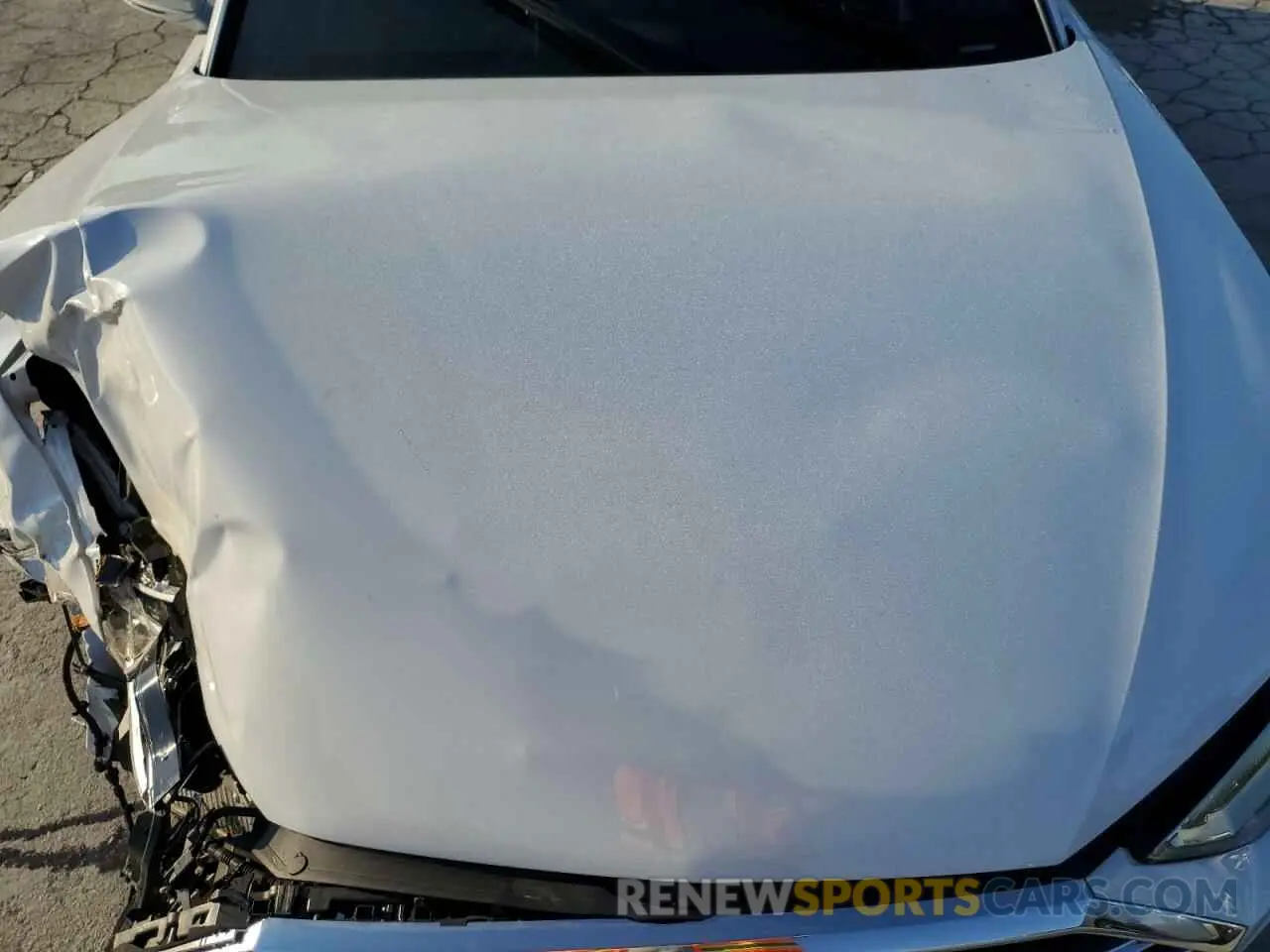11 Photograph of a damaged car WAU8DAF86KN018337 AUDI A8 2019