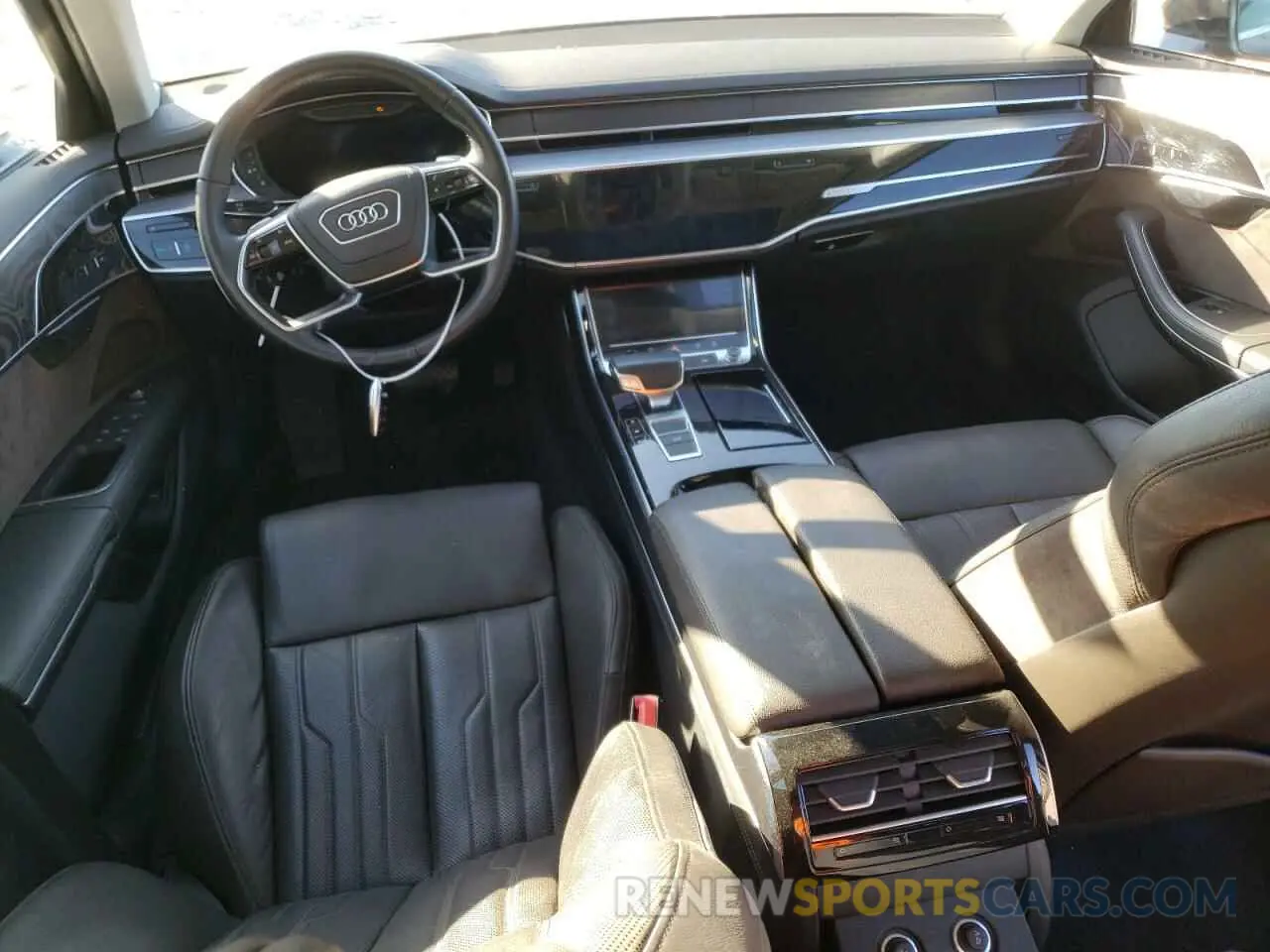 8 Photograph of a damaged car WAU8DAF87KN002177 AUDI A8 2019