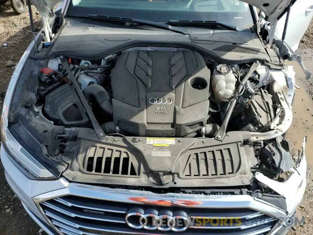 11 Photograph of a damaged car WAU8DAF87KN018640 AUDI A8 2019