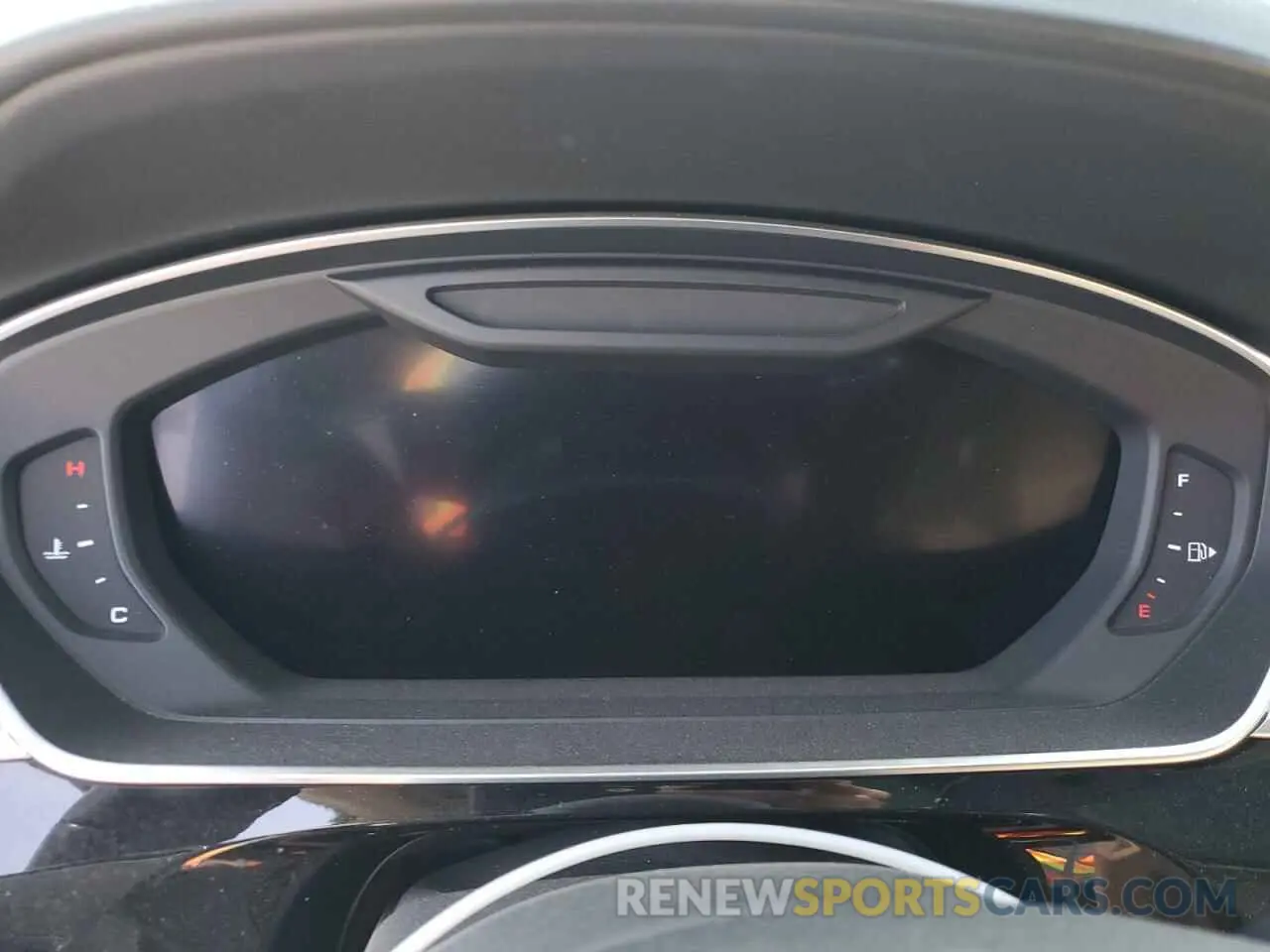 9 Photograph of a damaged car WAU8DAF88KN006268 AUDI A8 2019