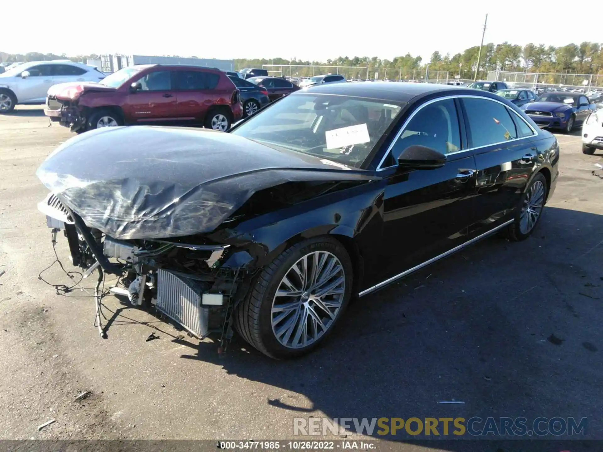 2 Photograph of a damaged car WAU8DAF88KN014774 AUDI A8 2019