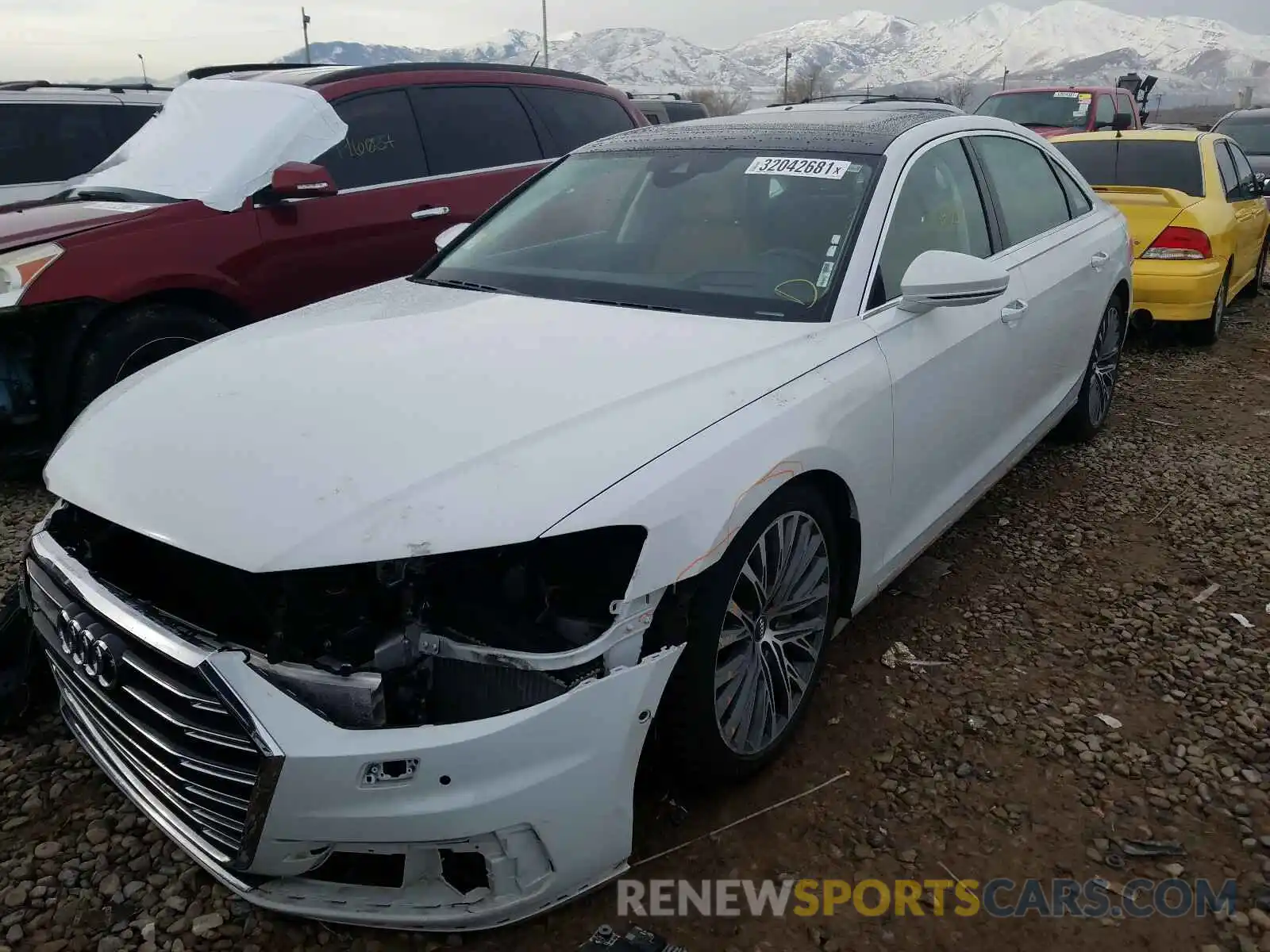 2 Photograph of a damaged car WAU8DAF8XKN007860 AUDI A8 2019