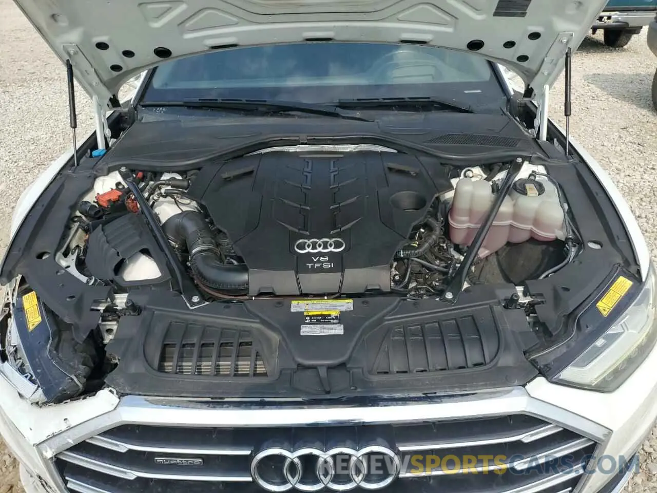 11 Photograph of a damaged car WAU8EAF81KN024821 AUDI A8 2019