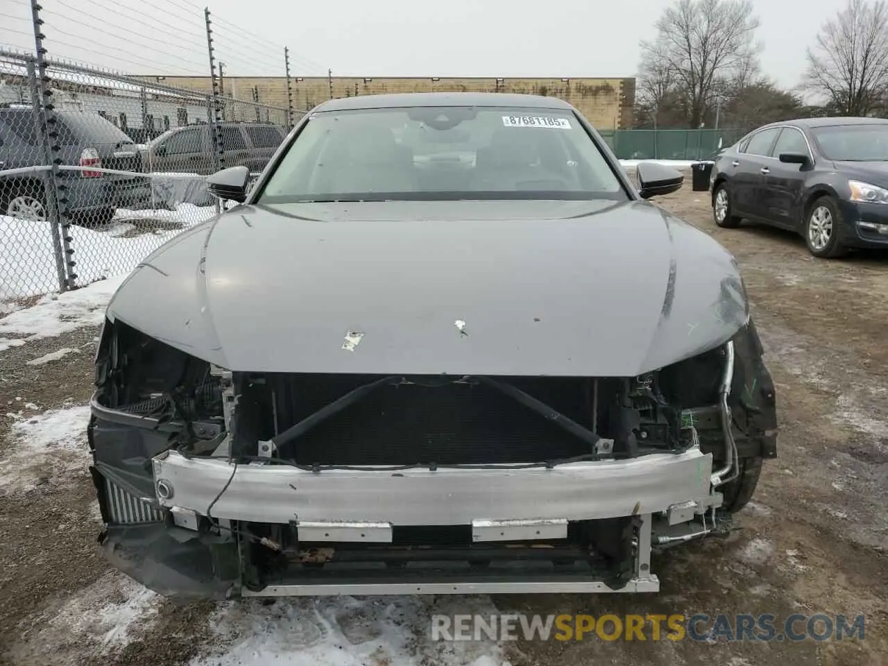 5 Photograph of a damaged car WAU8DAF84LN009010 AUDI A8 2020
