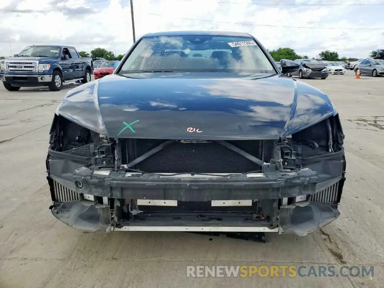 5 Photograph of a damaged car WAU8DAF88LN003646 AUDI A8 2020