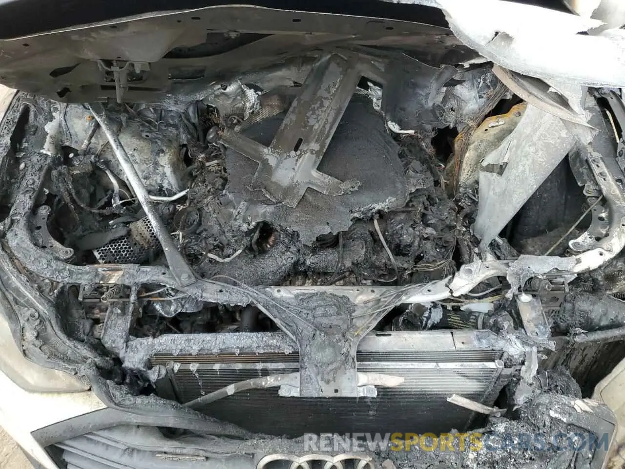 11 Photograph of a damaged car WAU8EAF83LN005169 AUDI A8 2020