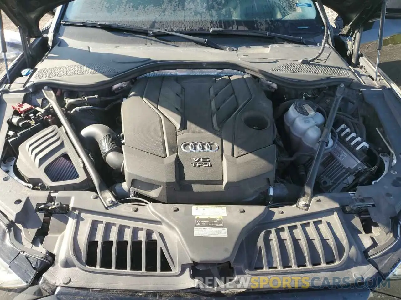 13 Photograph of a damaged car WAU8DAF82MN007466 AUDI A8 2021