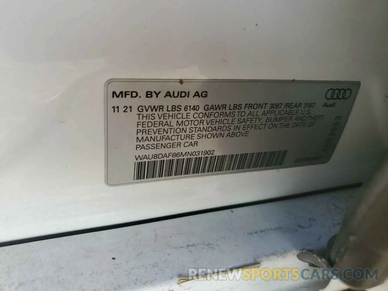 13 Photograph of a damaged car WAU8DAF86MN031902 AUDI A8 2021