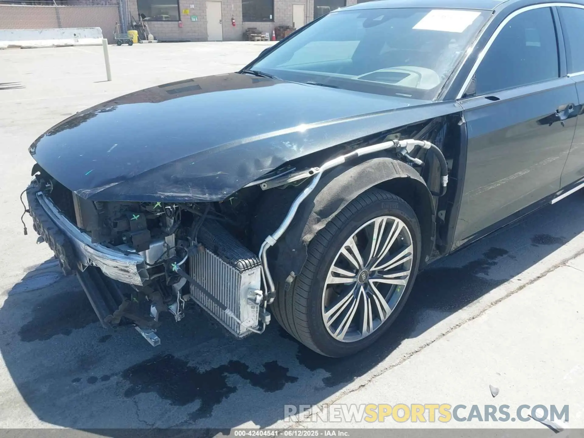 6 Photograph of a damaged car WAULDAF83NN010176 AUDI A8 2022