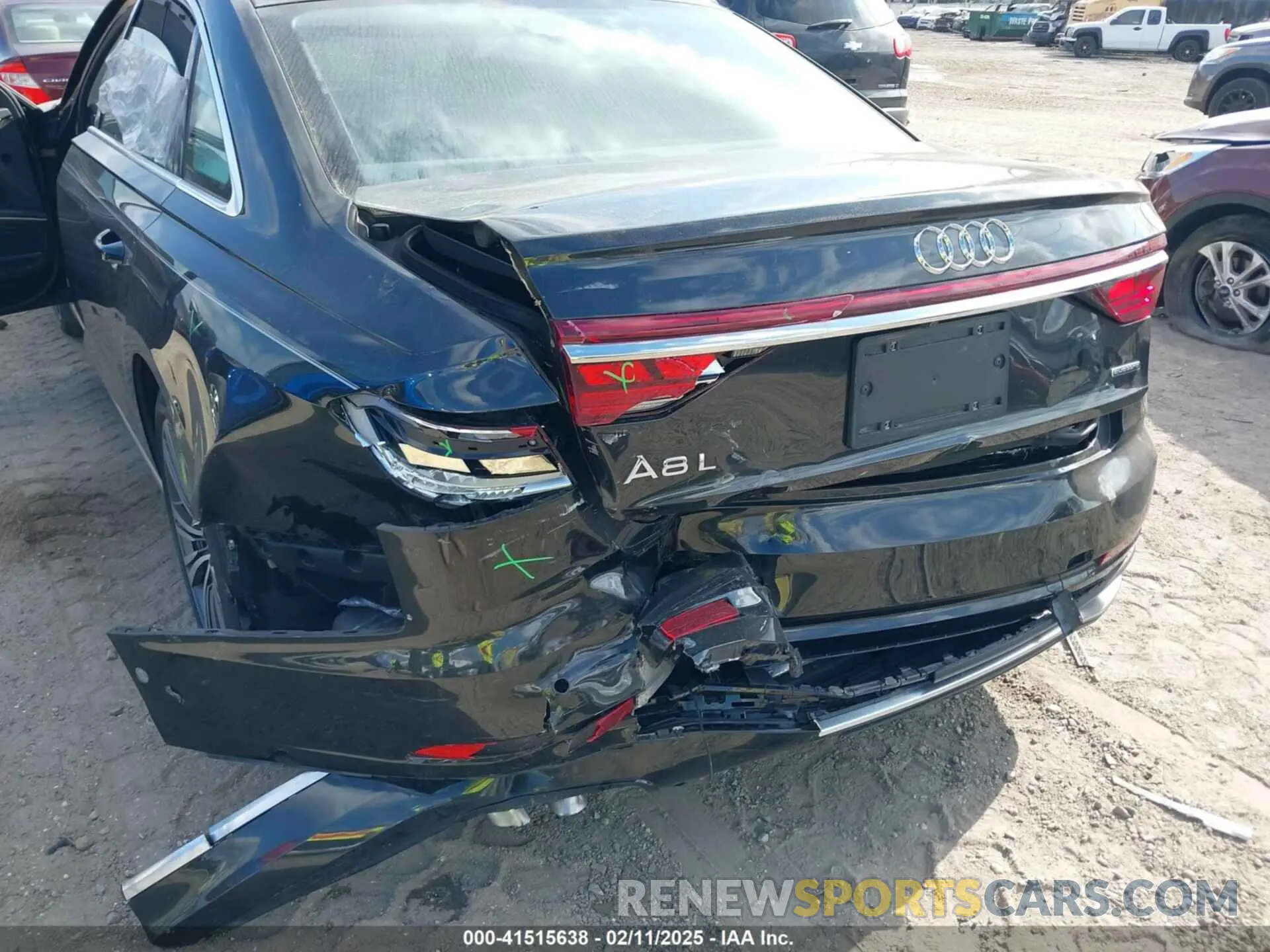 17 Photograph of a damaged car WAULDAF87NN001657 AUDI A8 2022