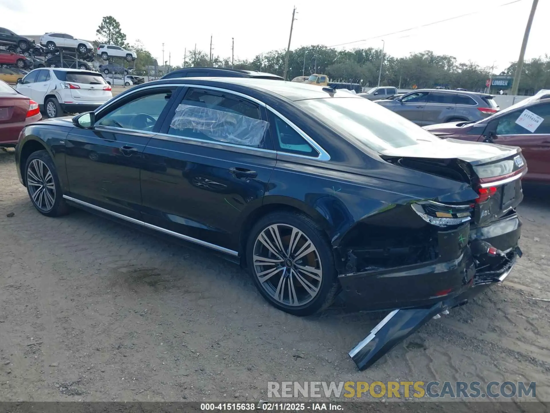 3 Photograph of a damaged car WAULDAF87NN001657 AUDI A8 2022