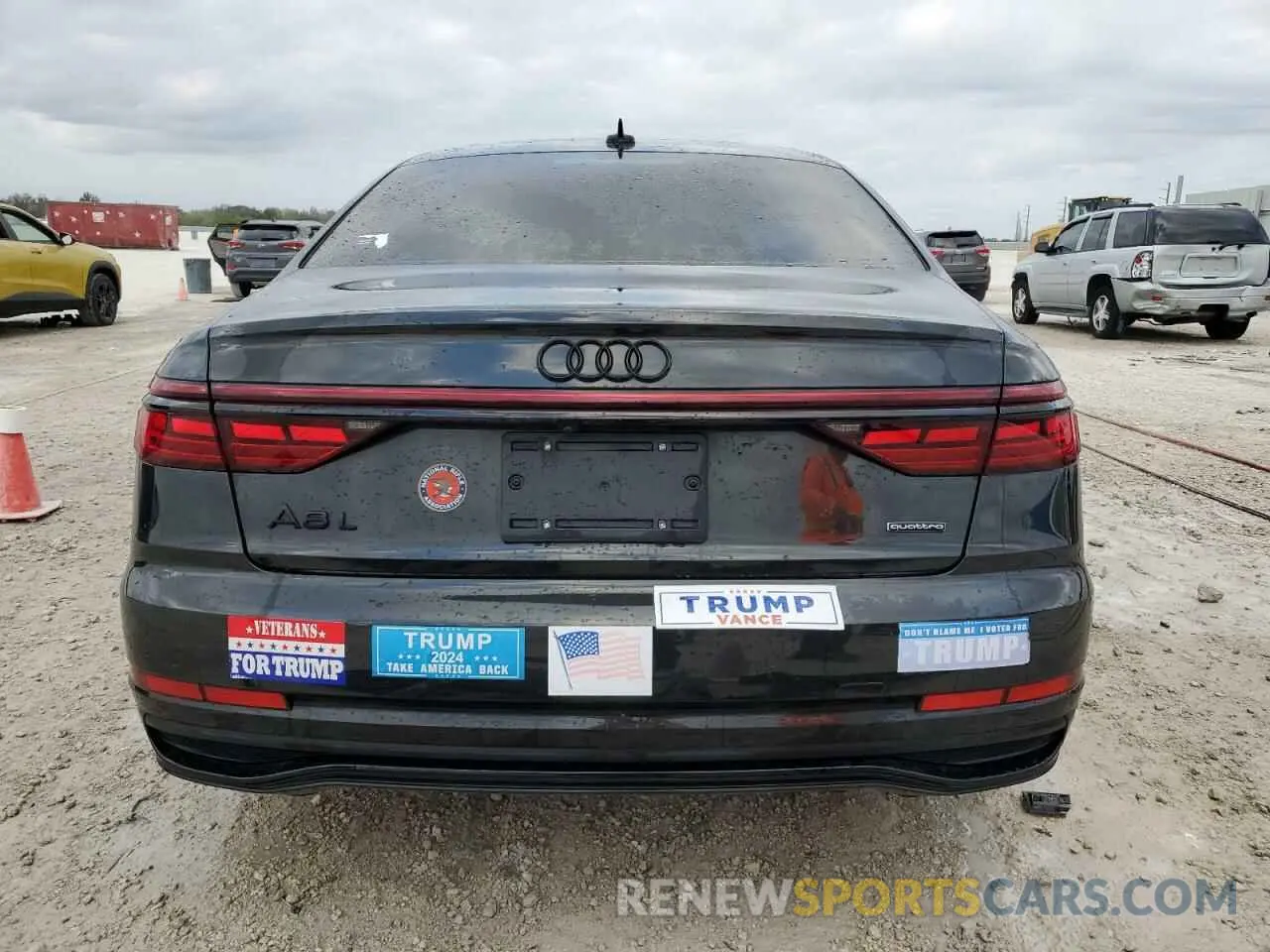 6 Photograph of a damaged car WAULDAF8XNN005475 AUDI A8 2022